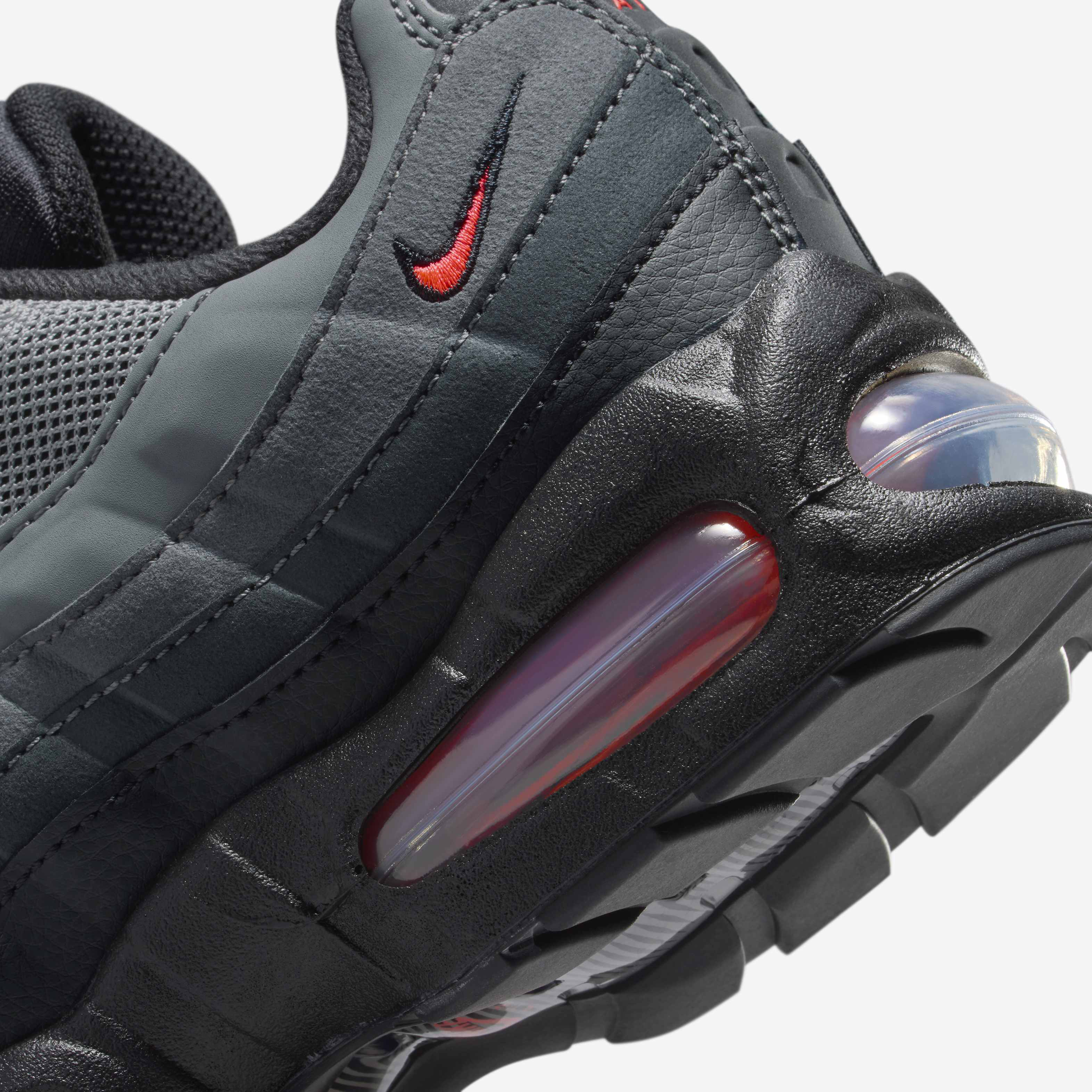 Nike Air Max 95 image number 7