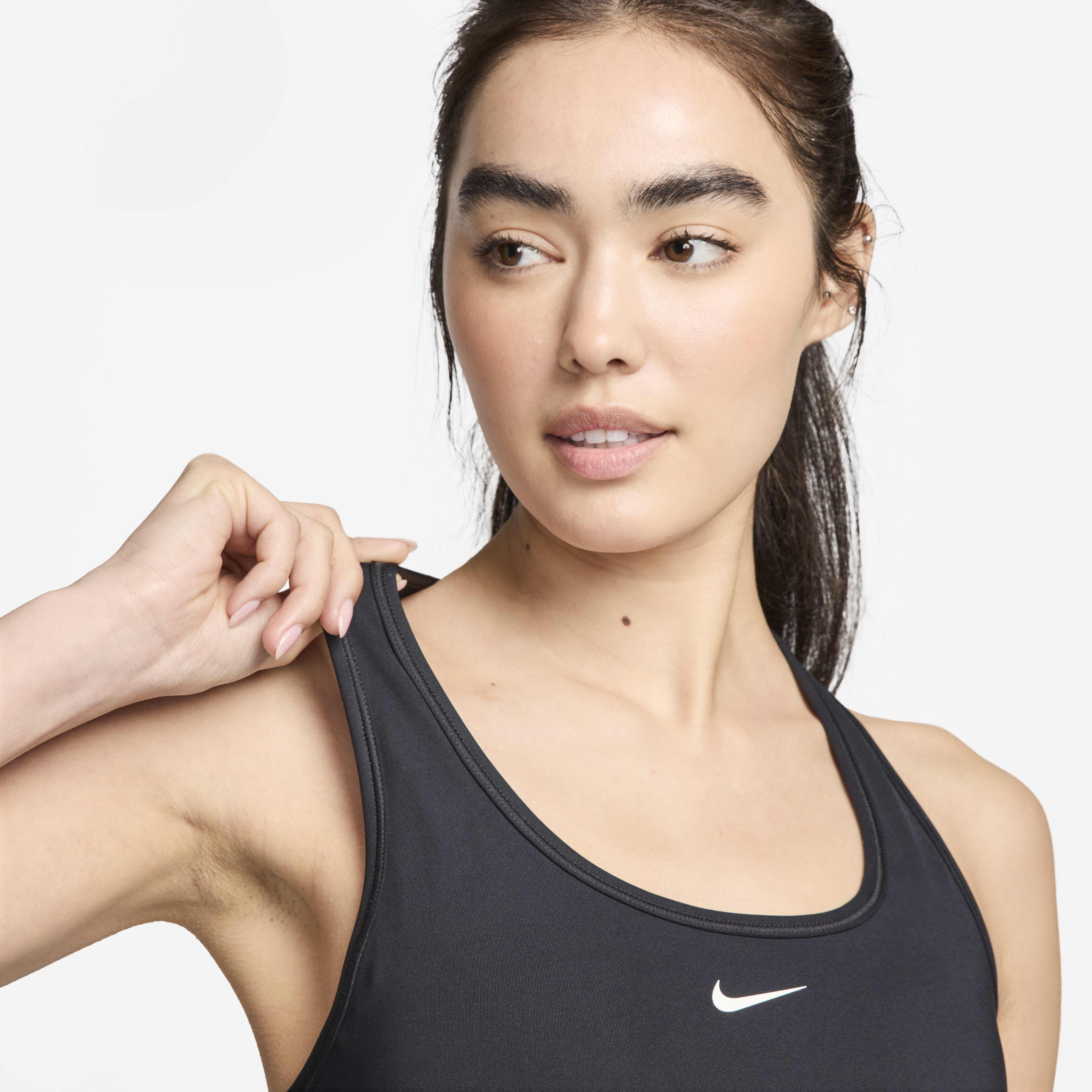 Nike Swoosh Medium-Support image number 4