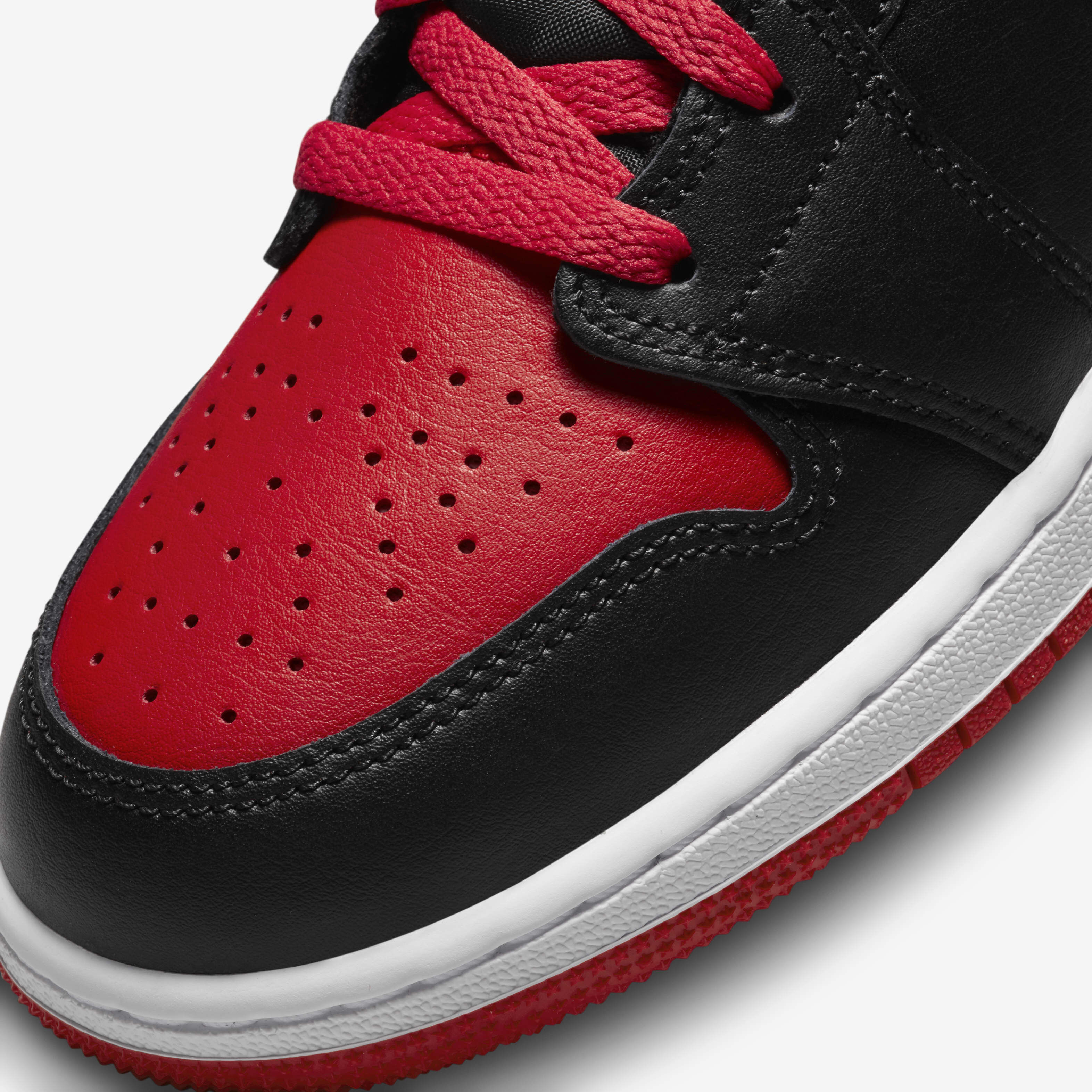 Air Jordan 1 Mid image number 6