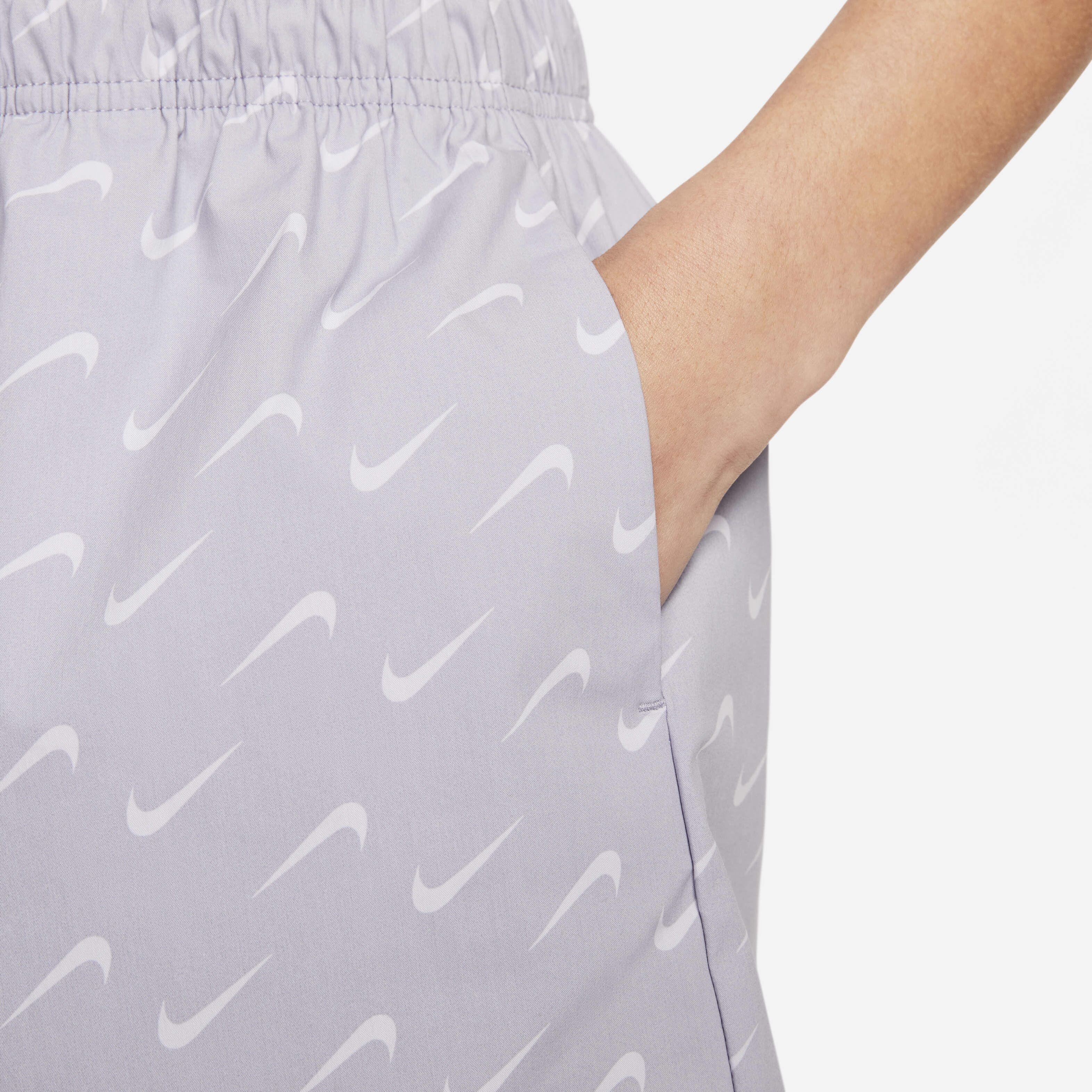 Nike Sportswear Everyday Modern image number 4