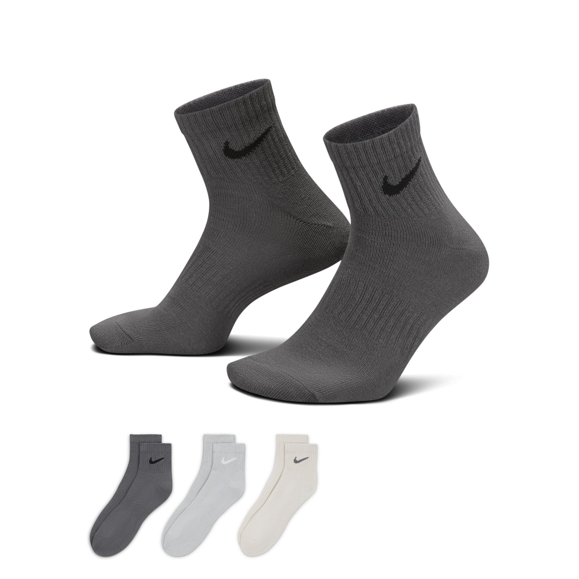 Nike Everyday Lightweight image number 0