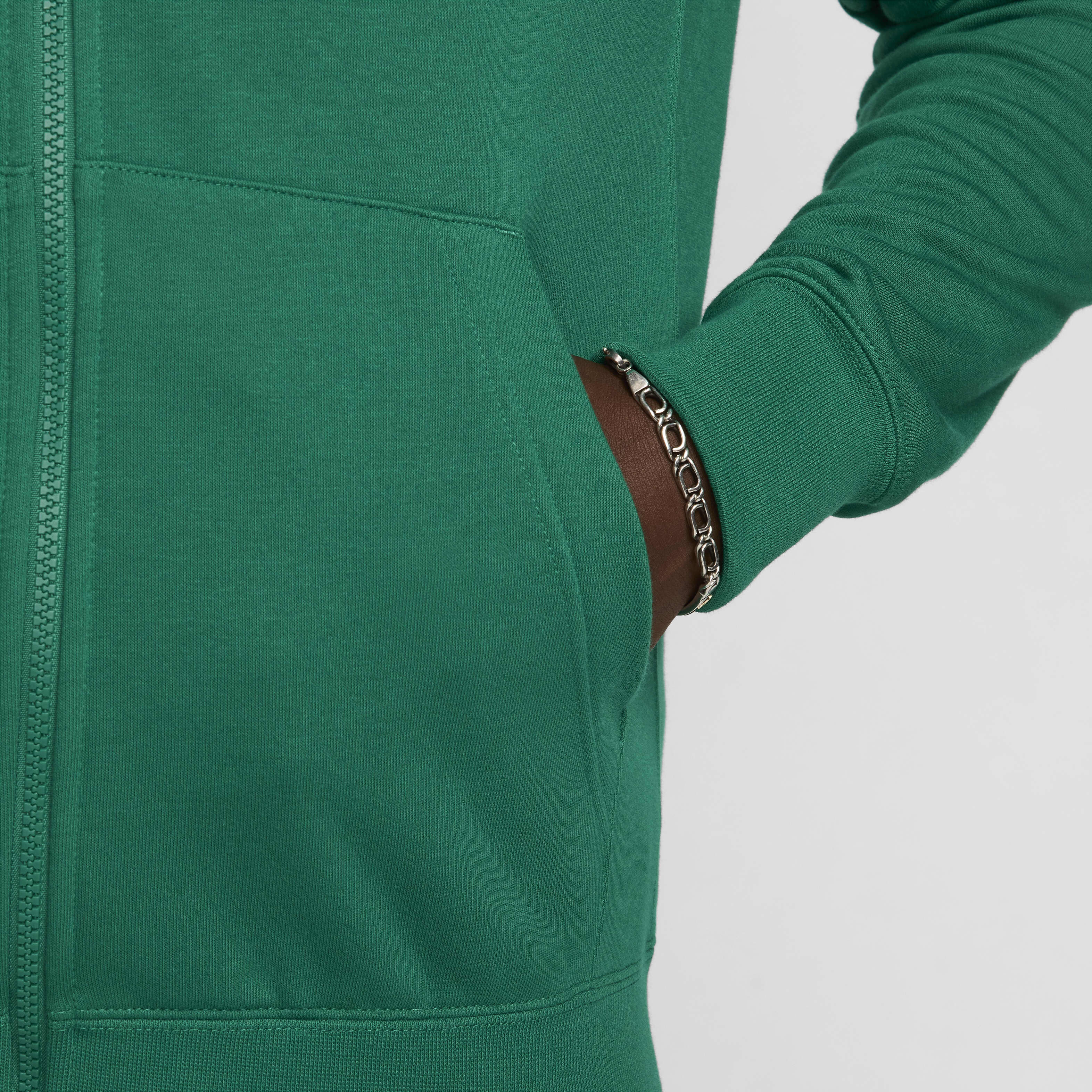 Nike Sportswear Club image number 4
