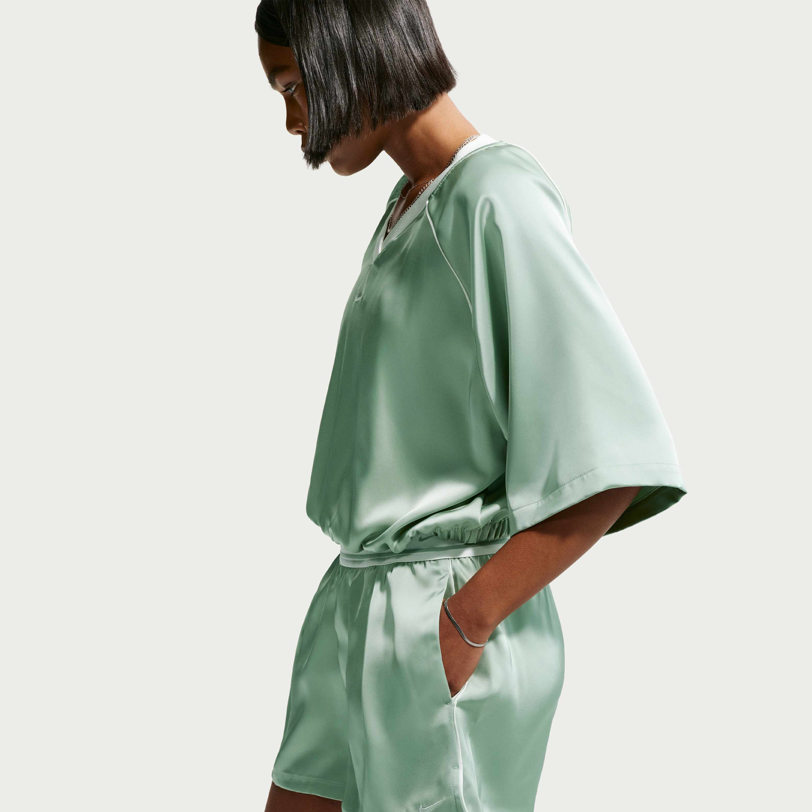 نايكي سبورتسوير image number 3