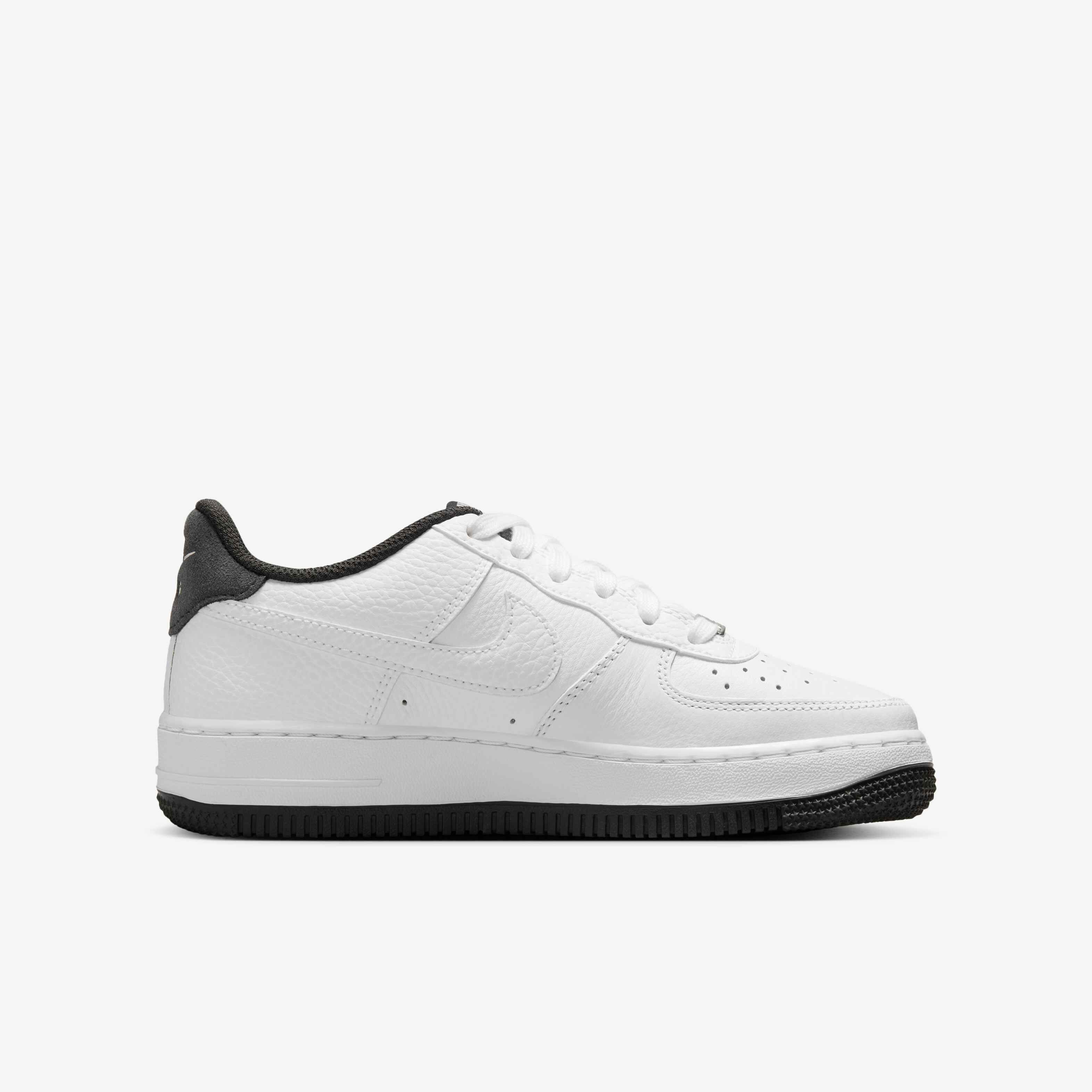 Nike Air Force 1 LV8 image number 2