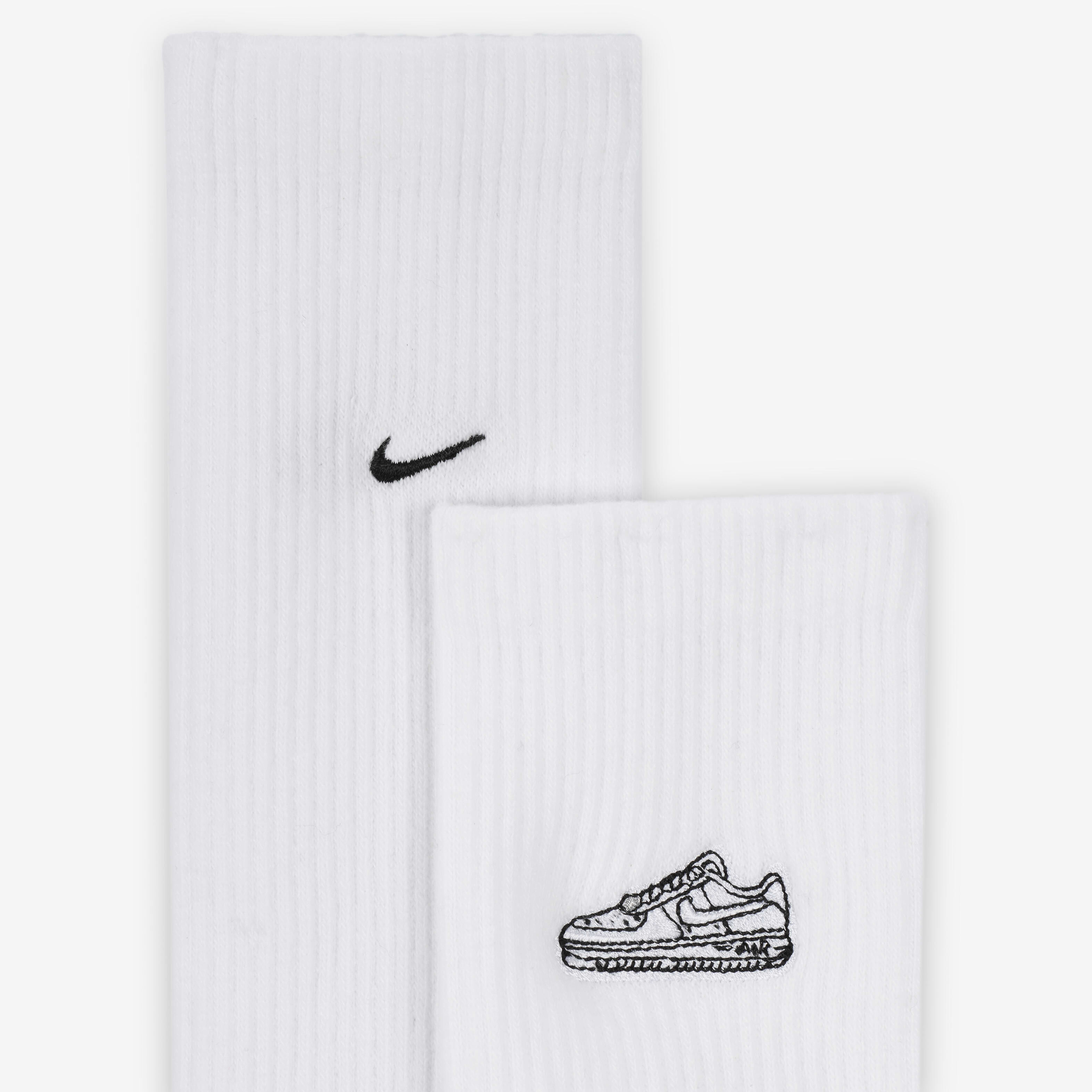 Nike Everyday Plus Cushioned image number 3