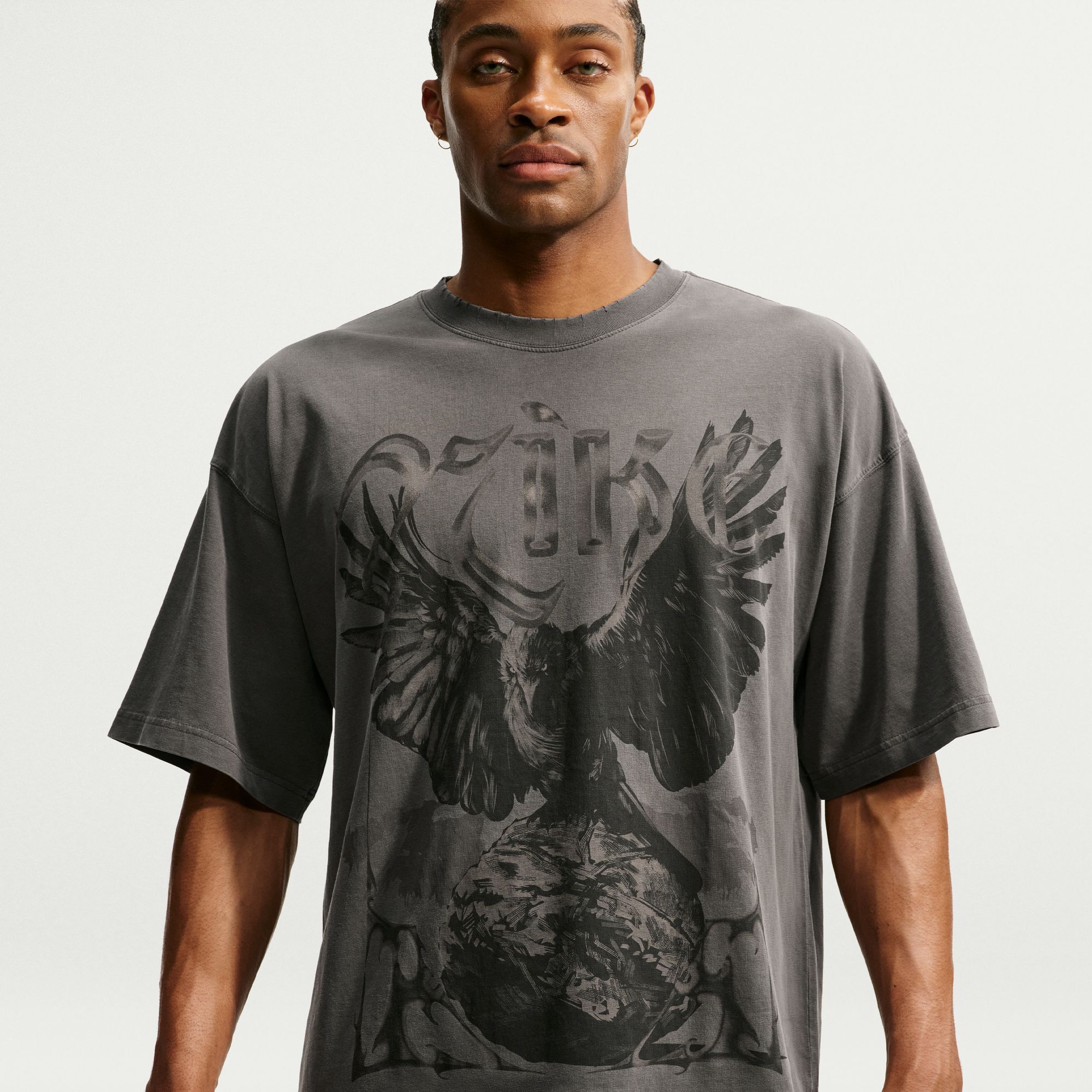 Nike image number 2