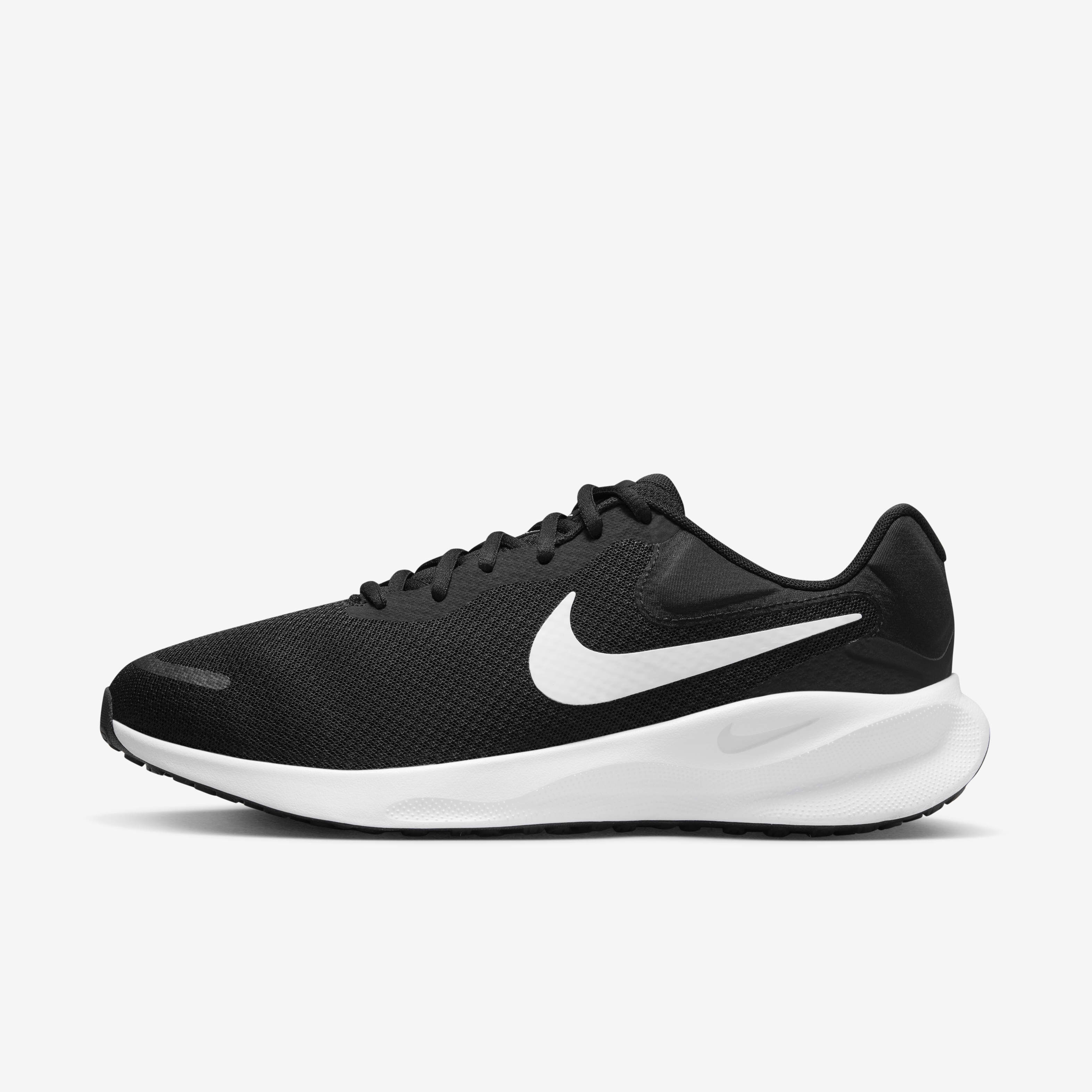 Difference between nike revolution 3 and 4 new arrivals