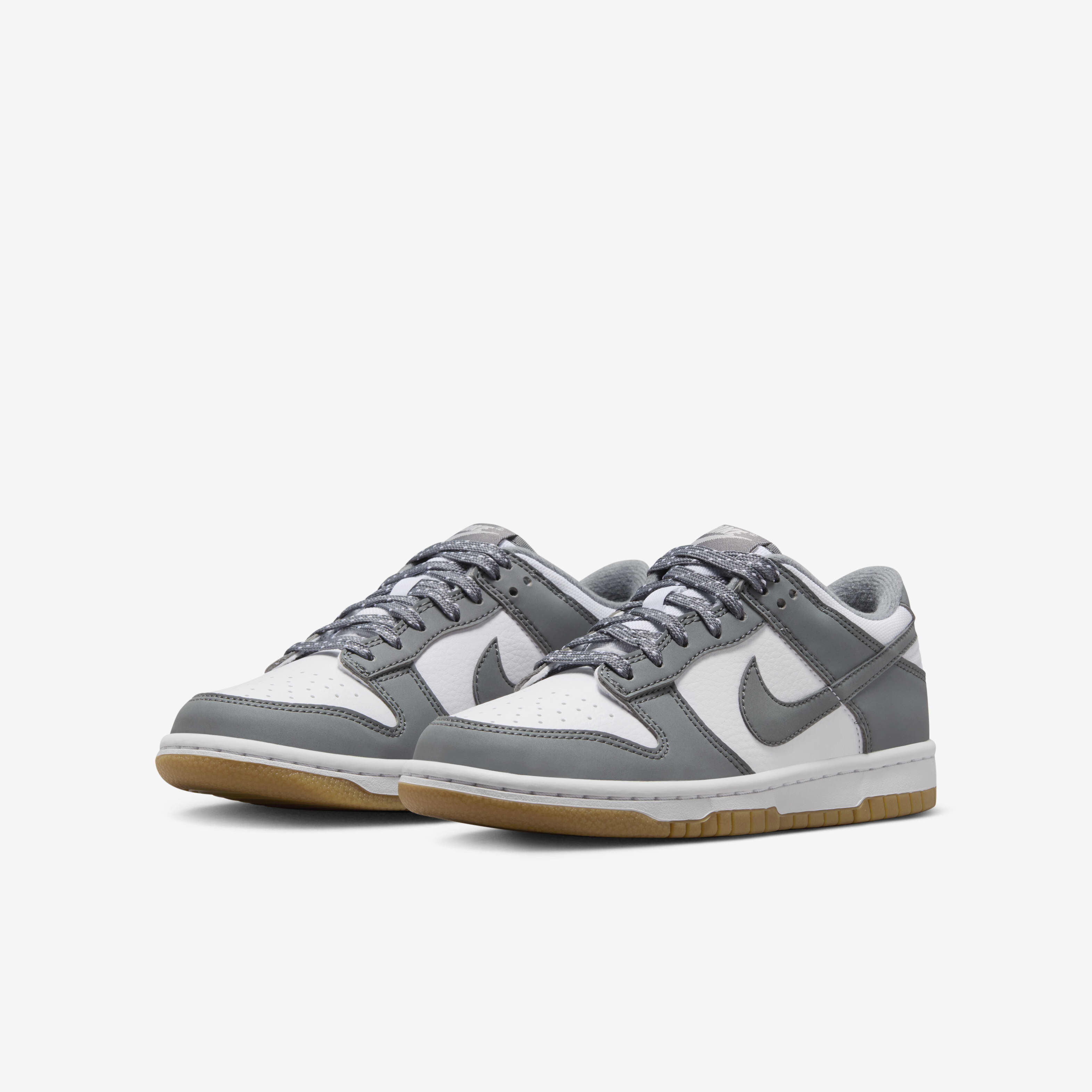 Nike Dunk Low image number 4