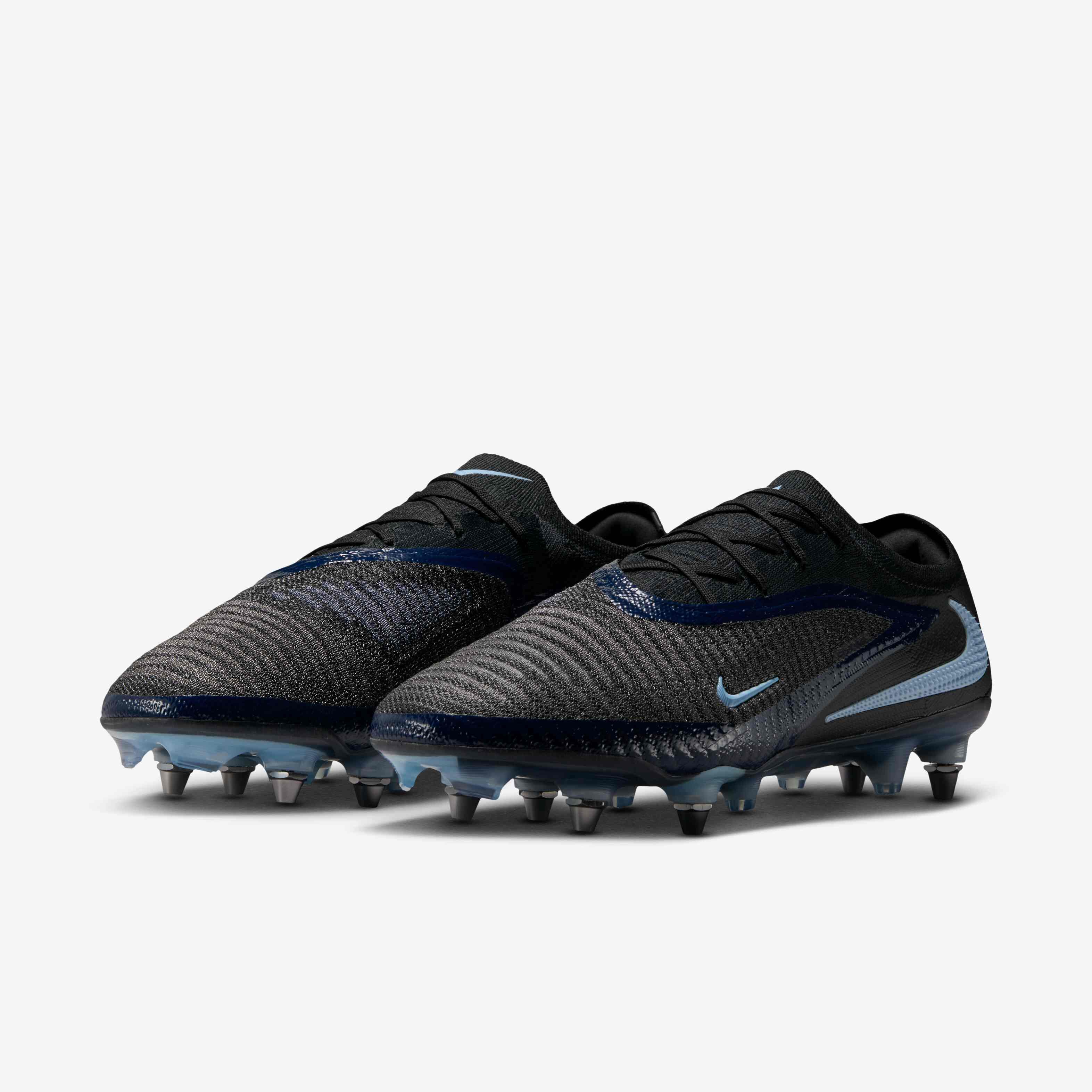 Nike Phantom 6 Low Elite image number 4