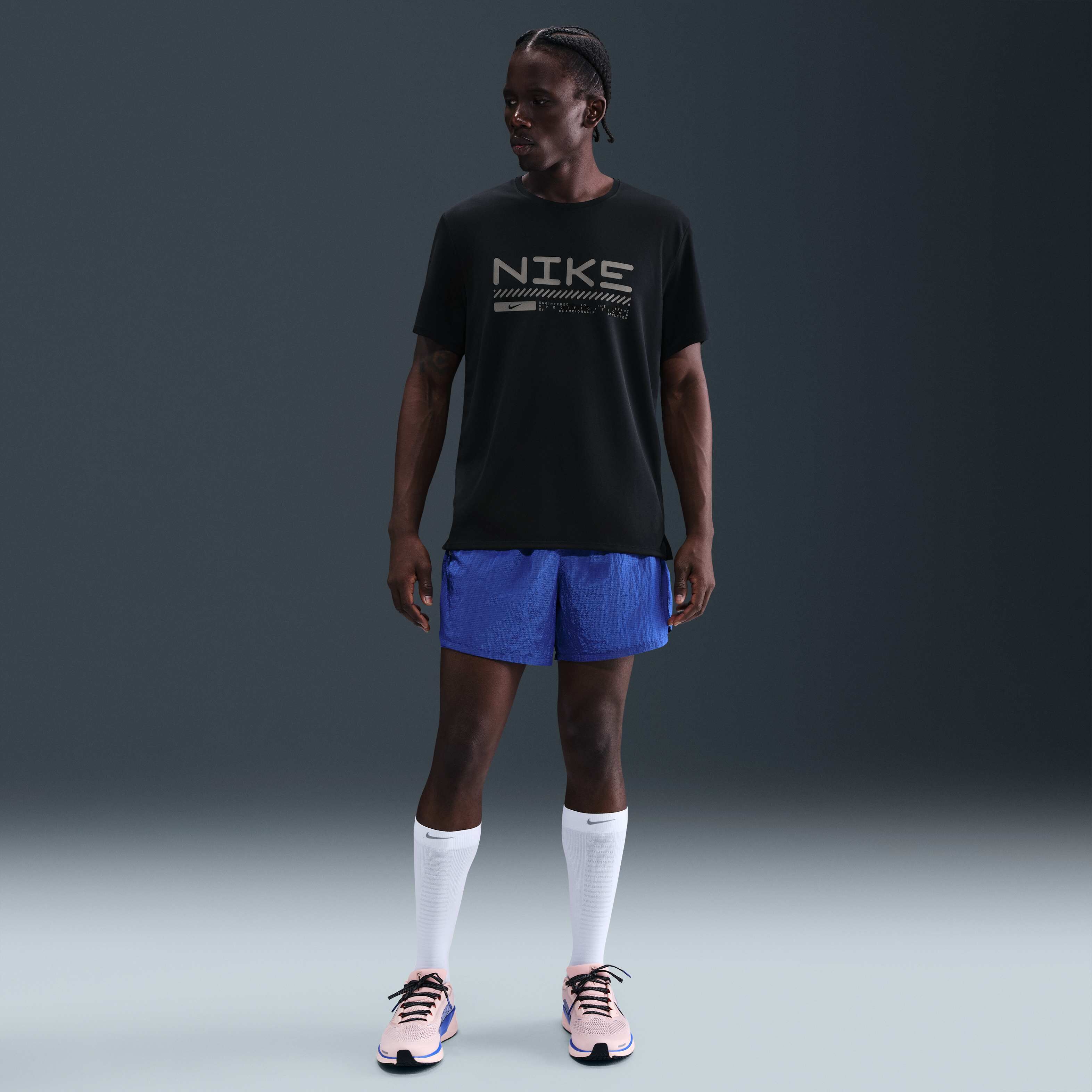 نايكي ميلر image number 3