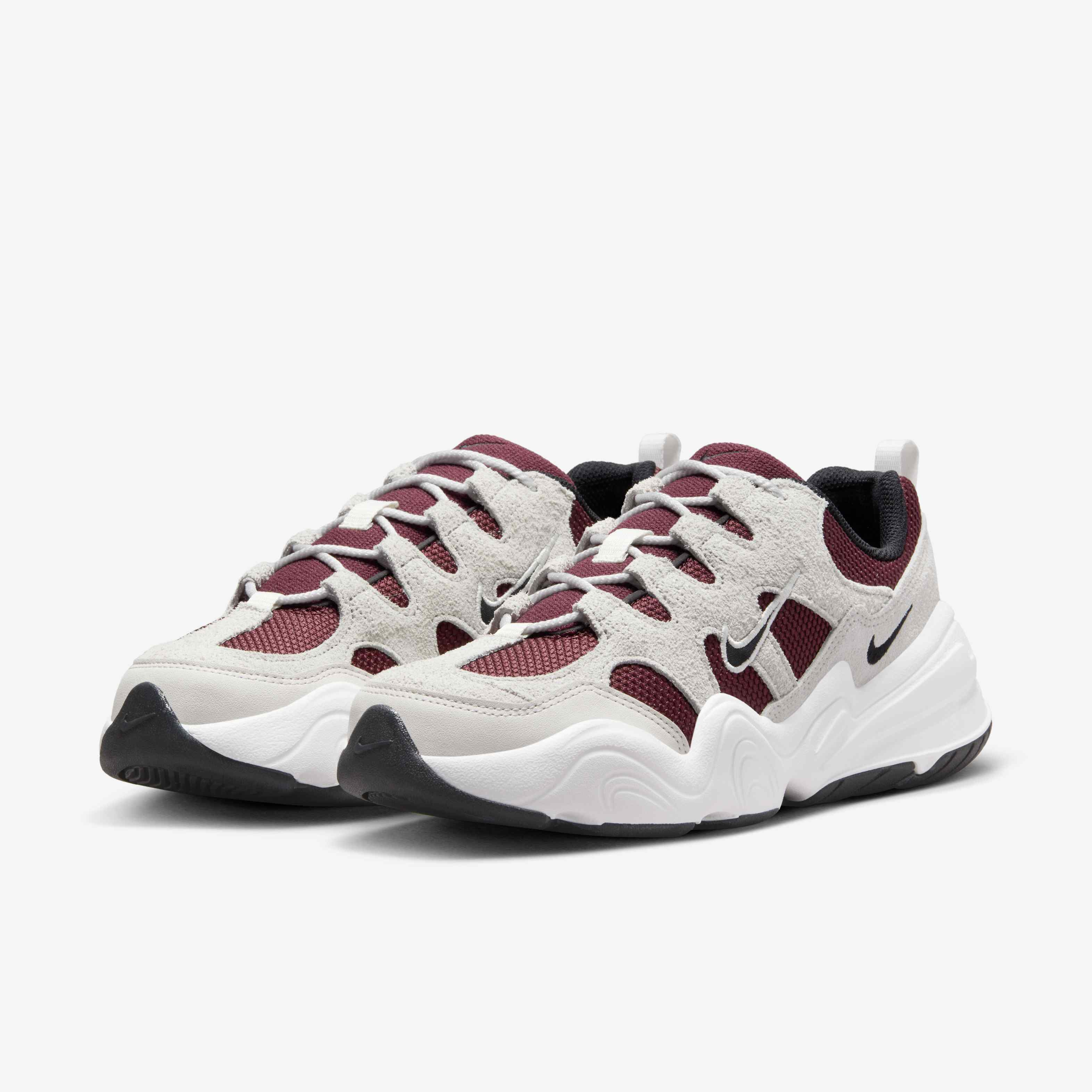 NIKE テック　ヘラ　NIKE TECHHERA Nike Tech Hera Terra Blush Pink Oxford Cosmic Clay Black