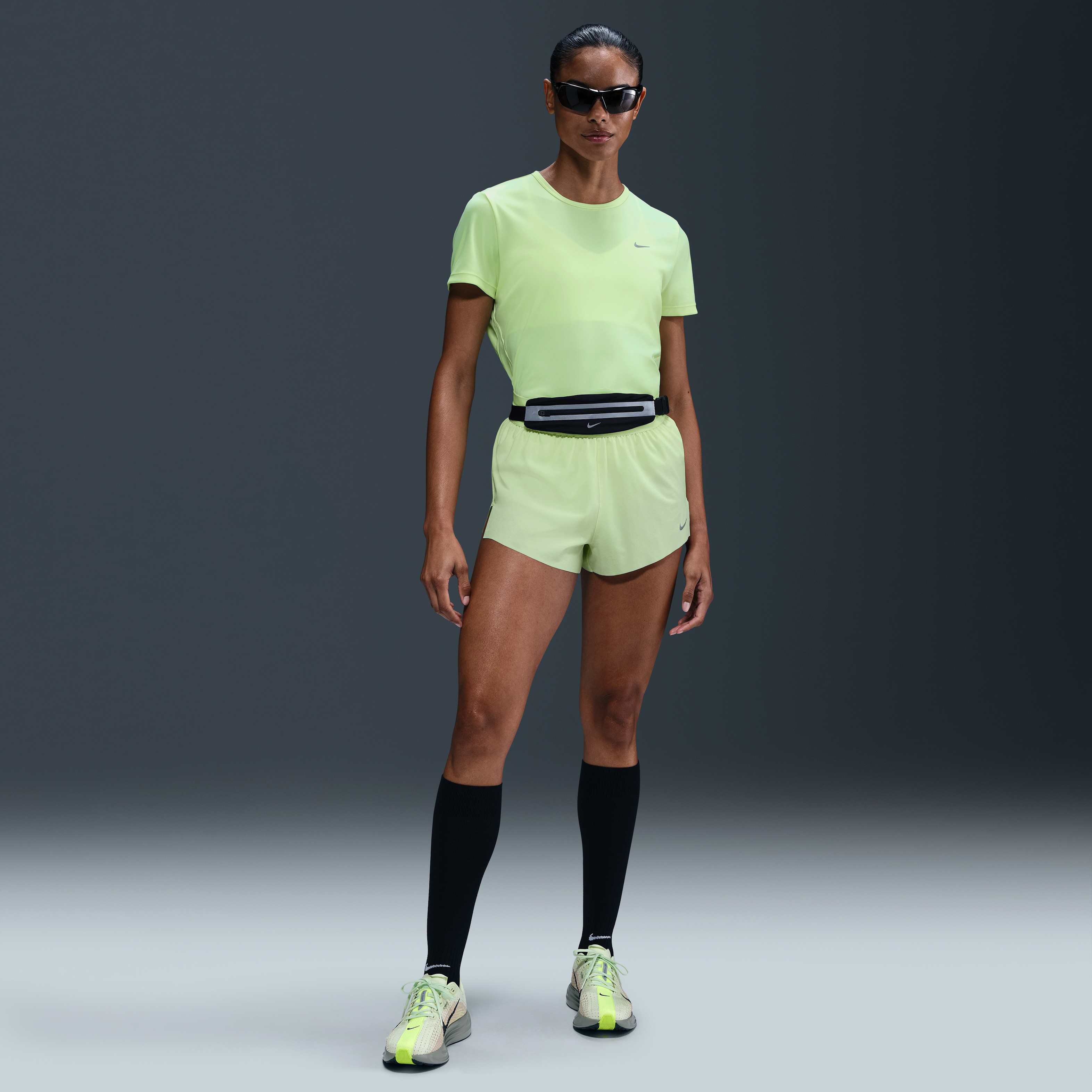 Nike Tempo image number 3