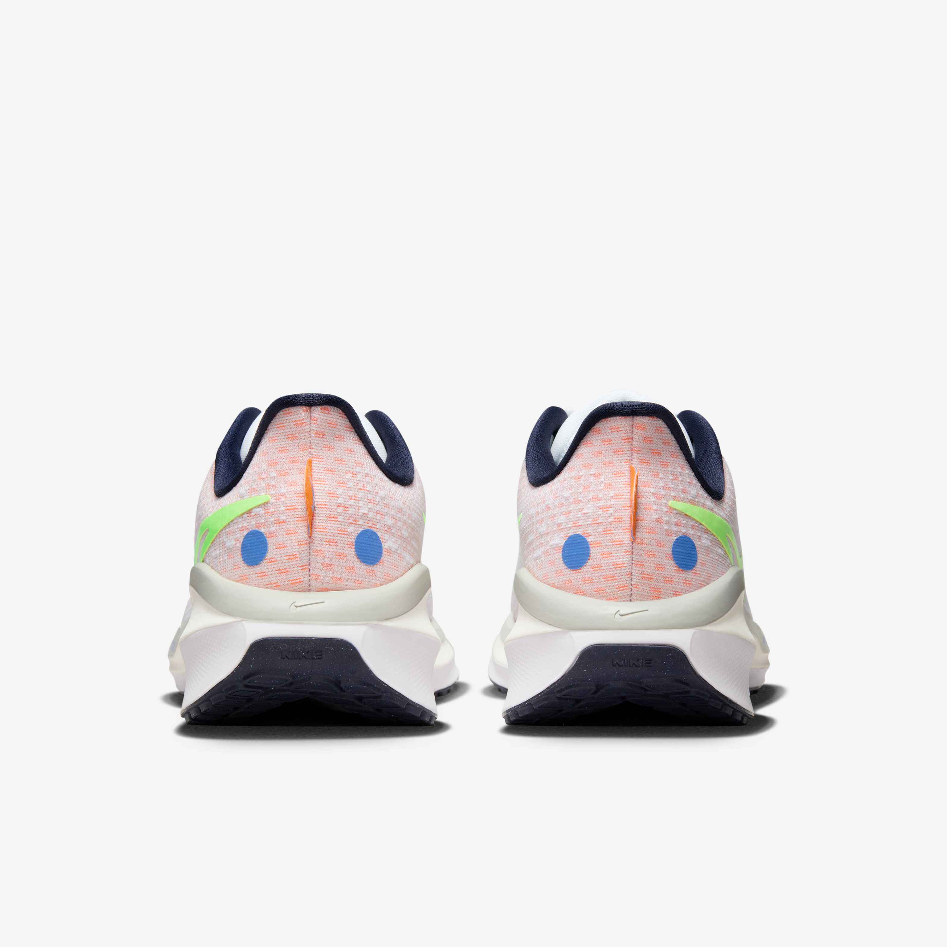 Nike Vomero 17 image number 6