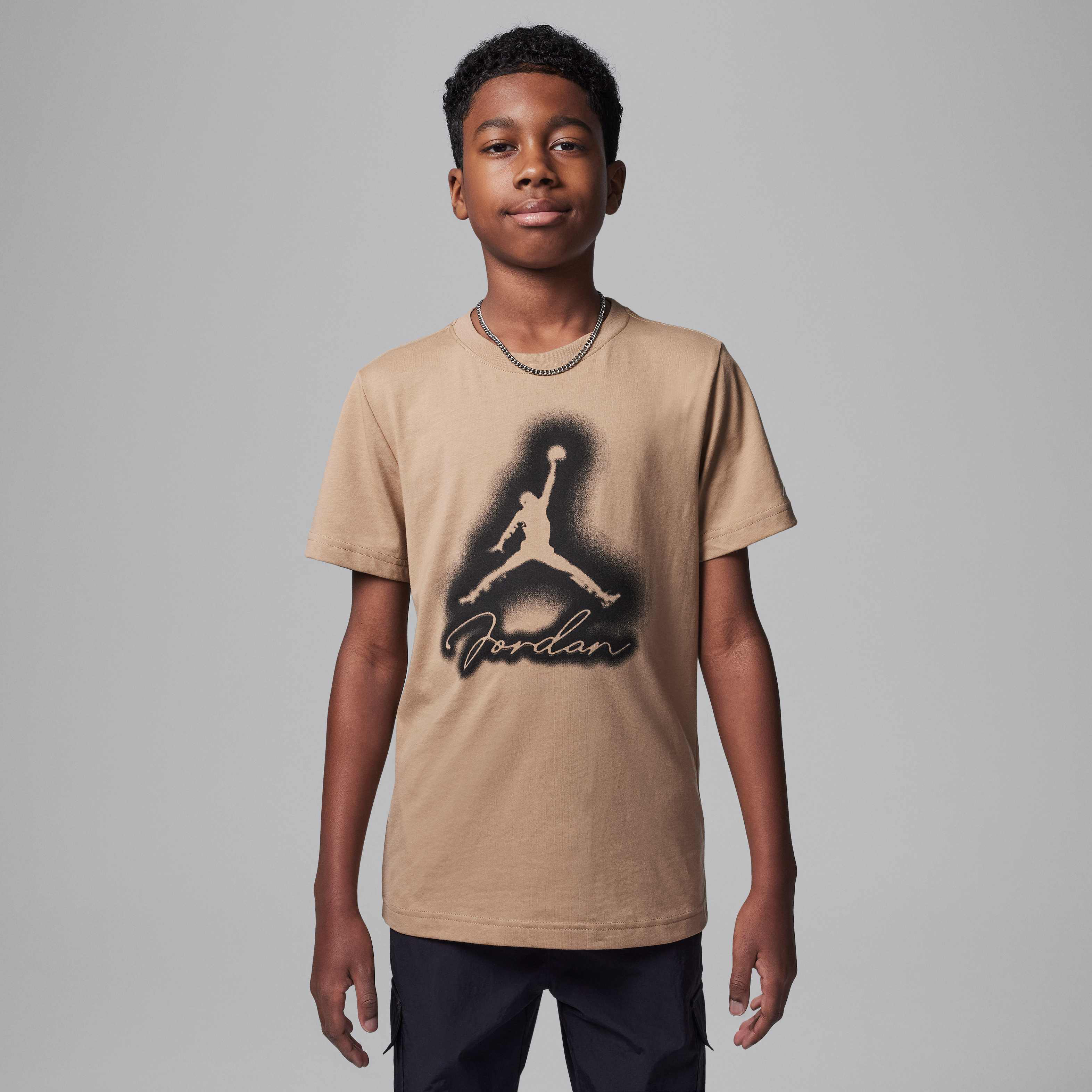 جوردن ام في بي image number 0