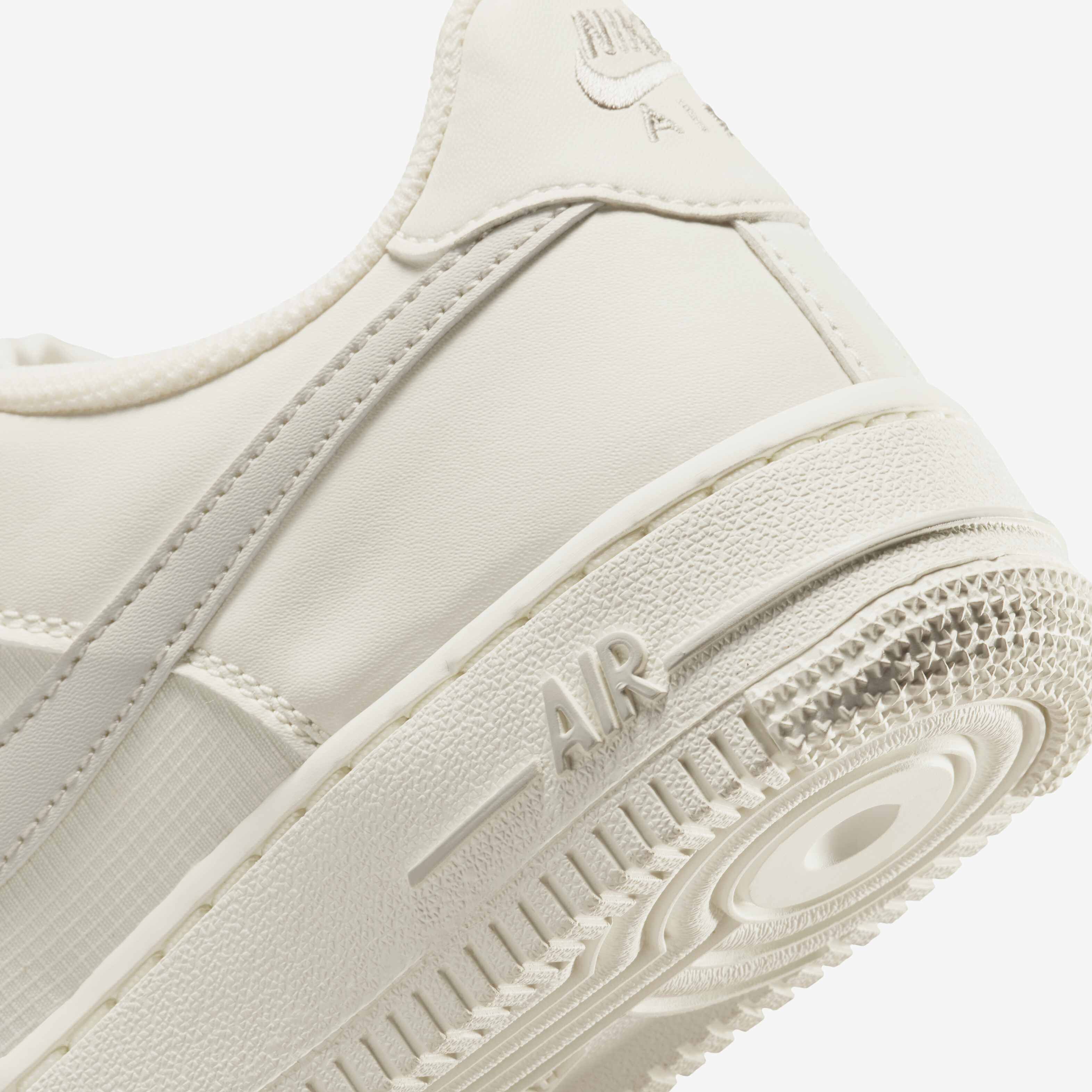 نايكي اير فورس 1 image number 7