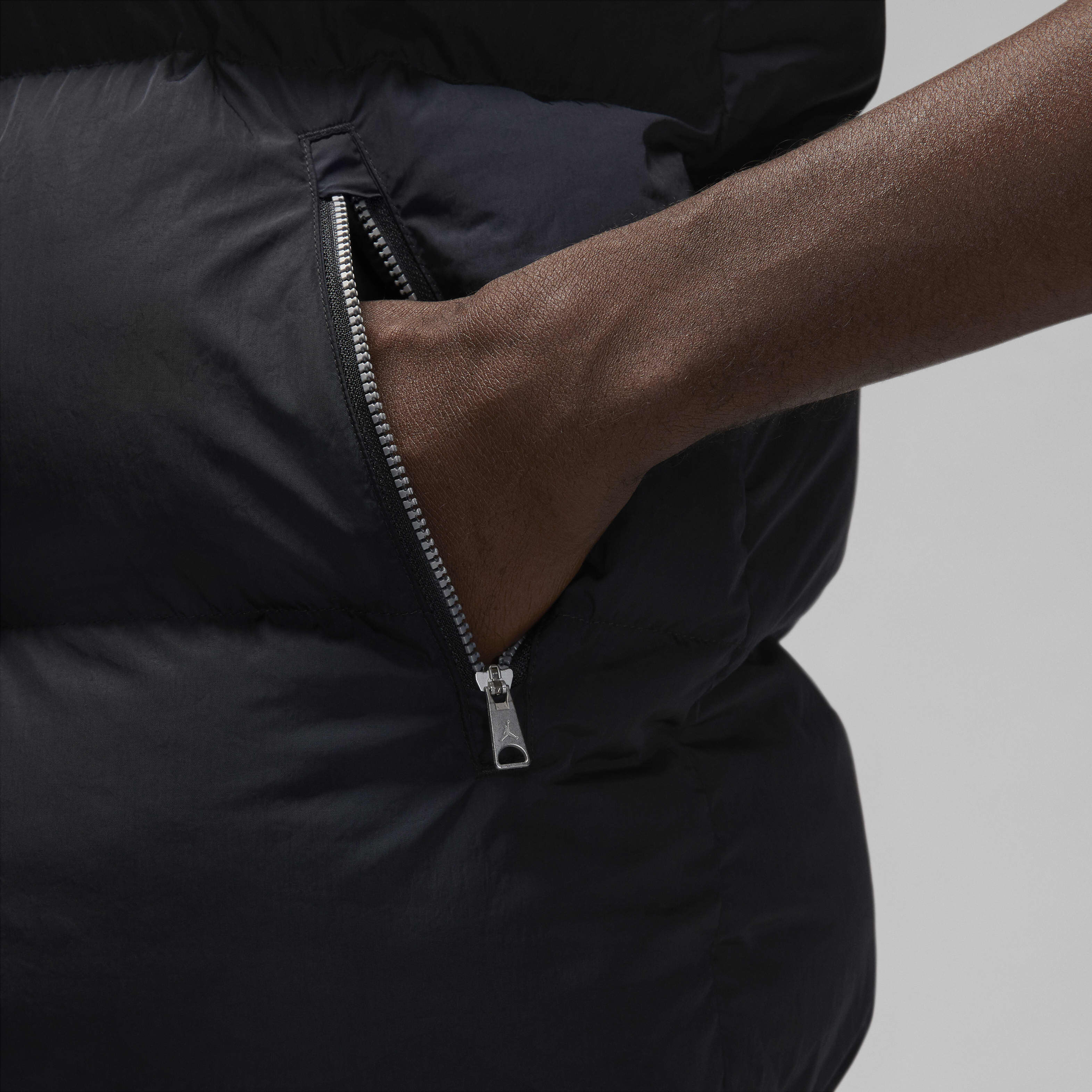 Jordan Essentials image number 3