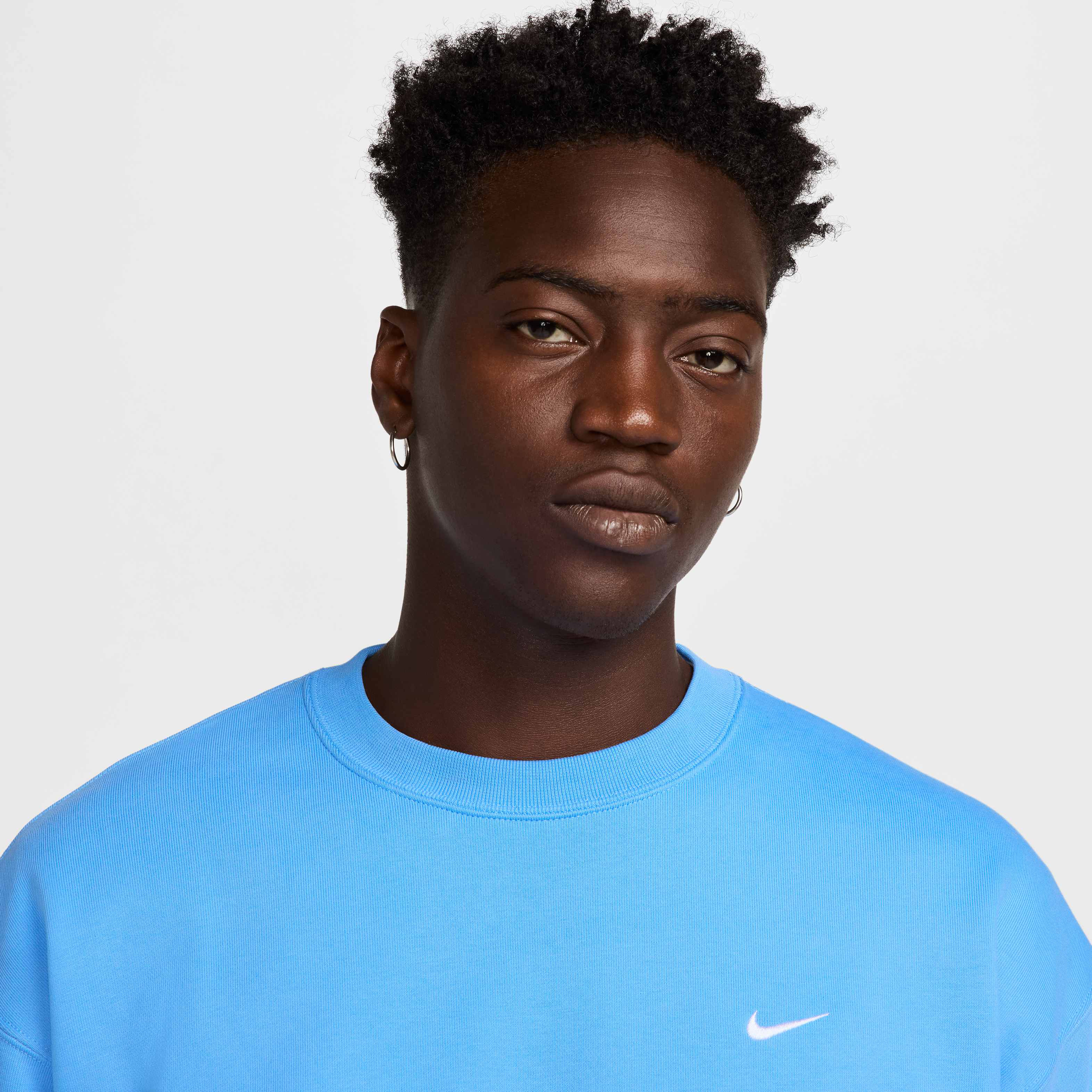 نايكي سولو سووش image number 2