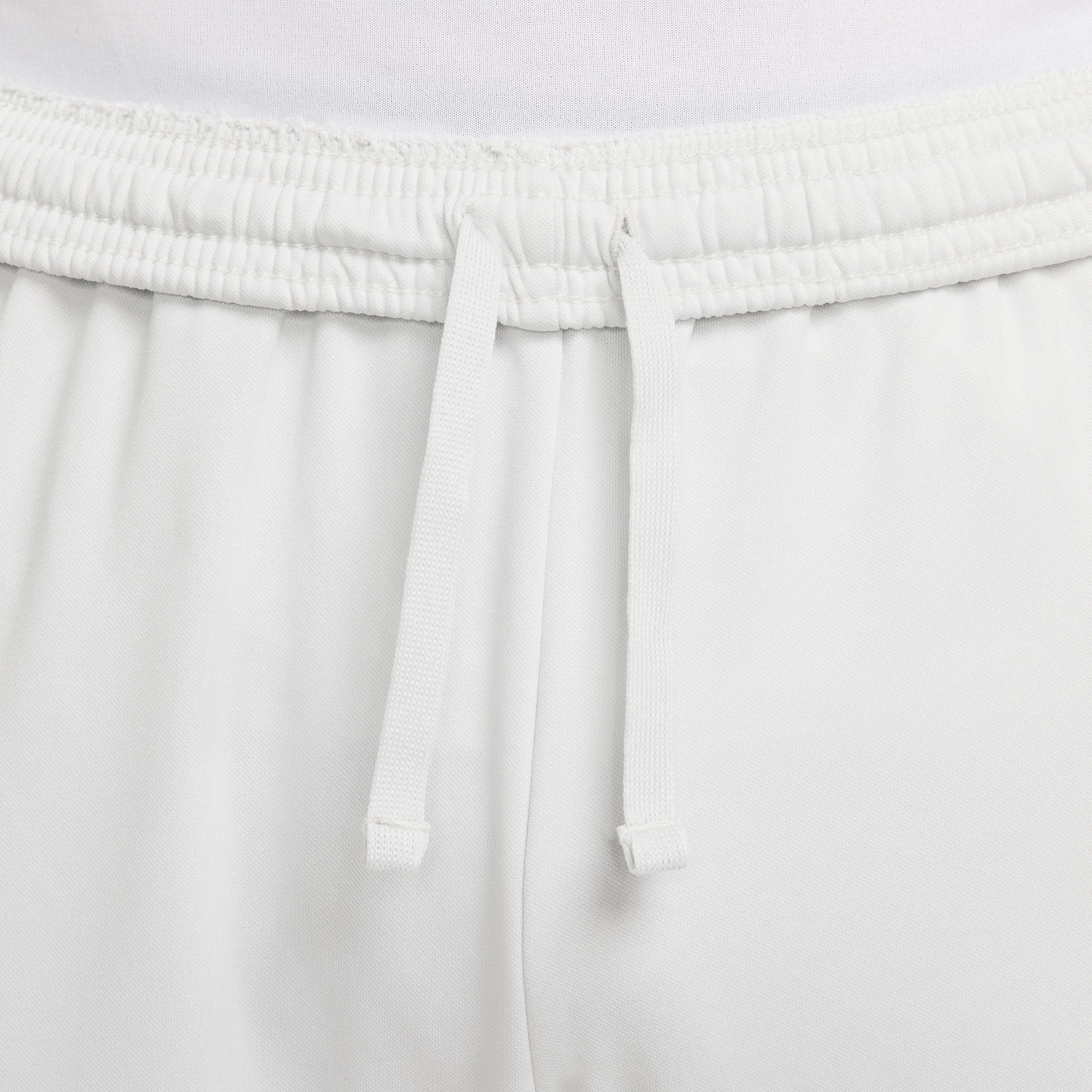 نايكي أكاديمي image number 2