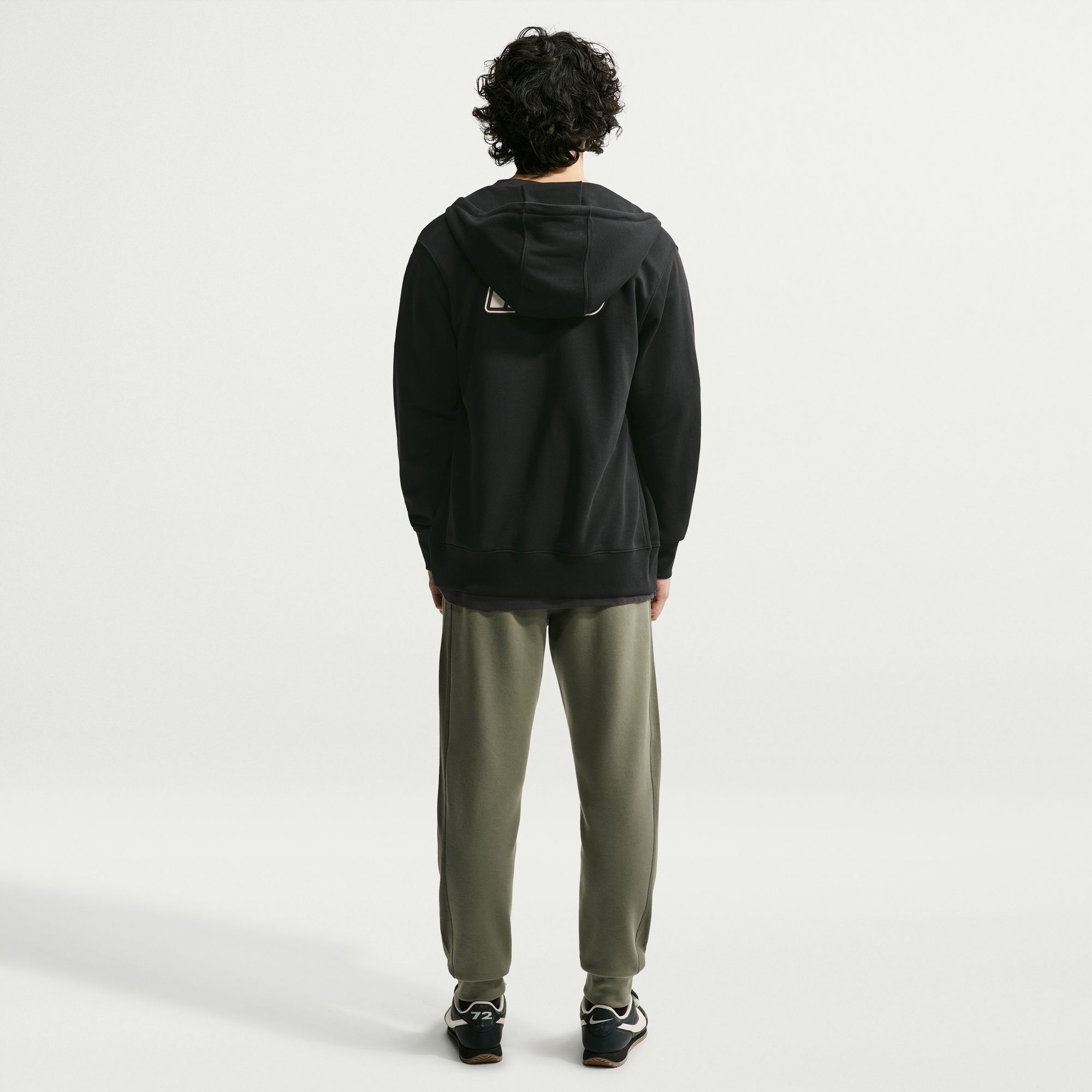 Nike Sportswear Club image number 1