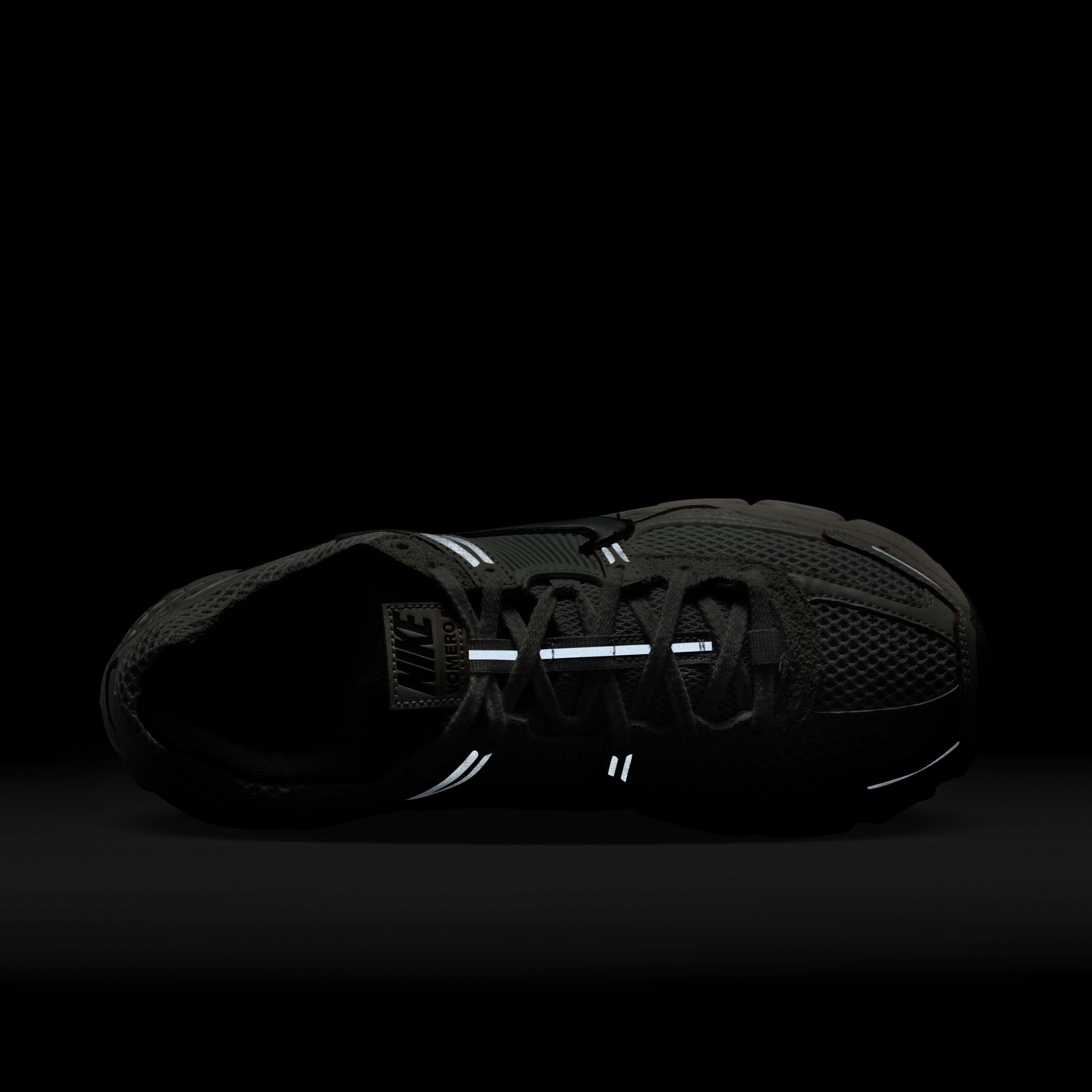 Nike Zoom Vomero 5 image number 8