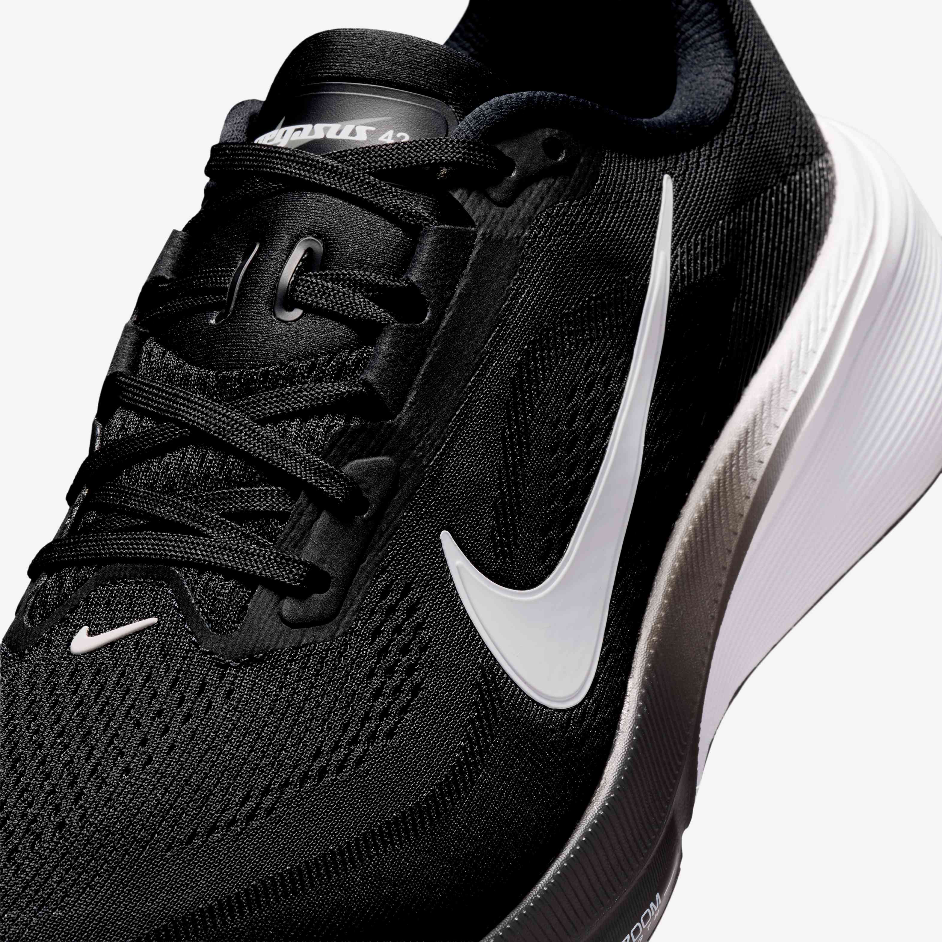 Nike Pegasus 42 image number 6