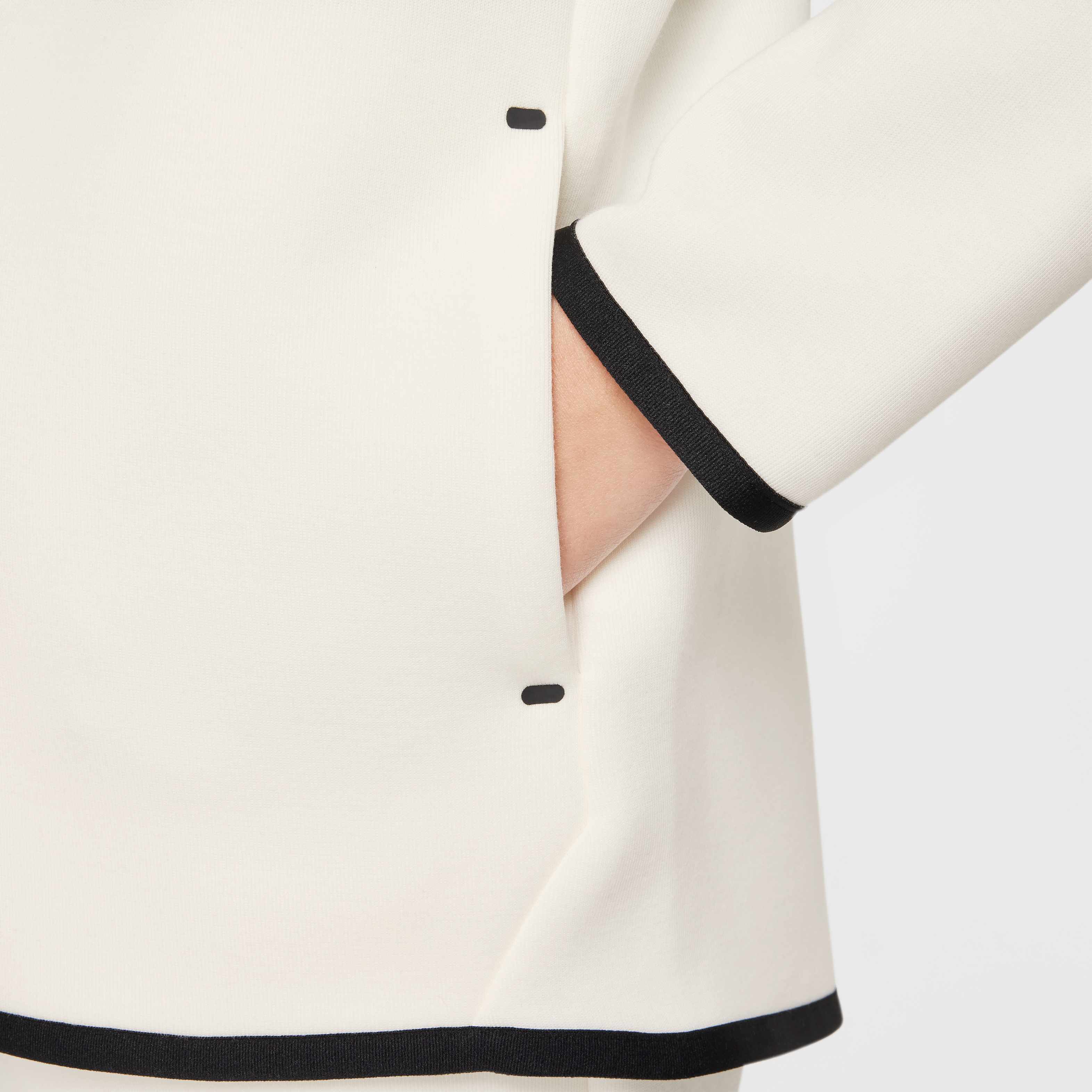 Nike Sportswear Tech Fleece image number 5