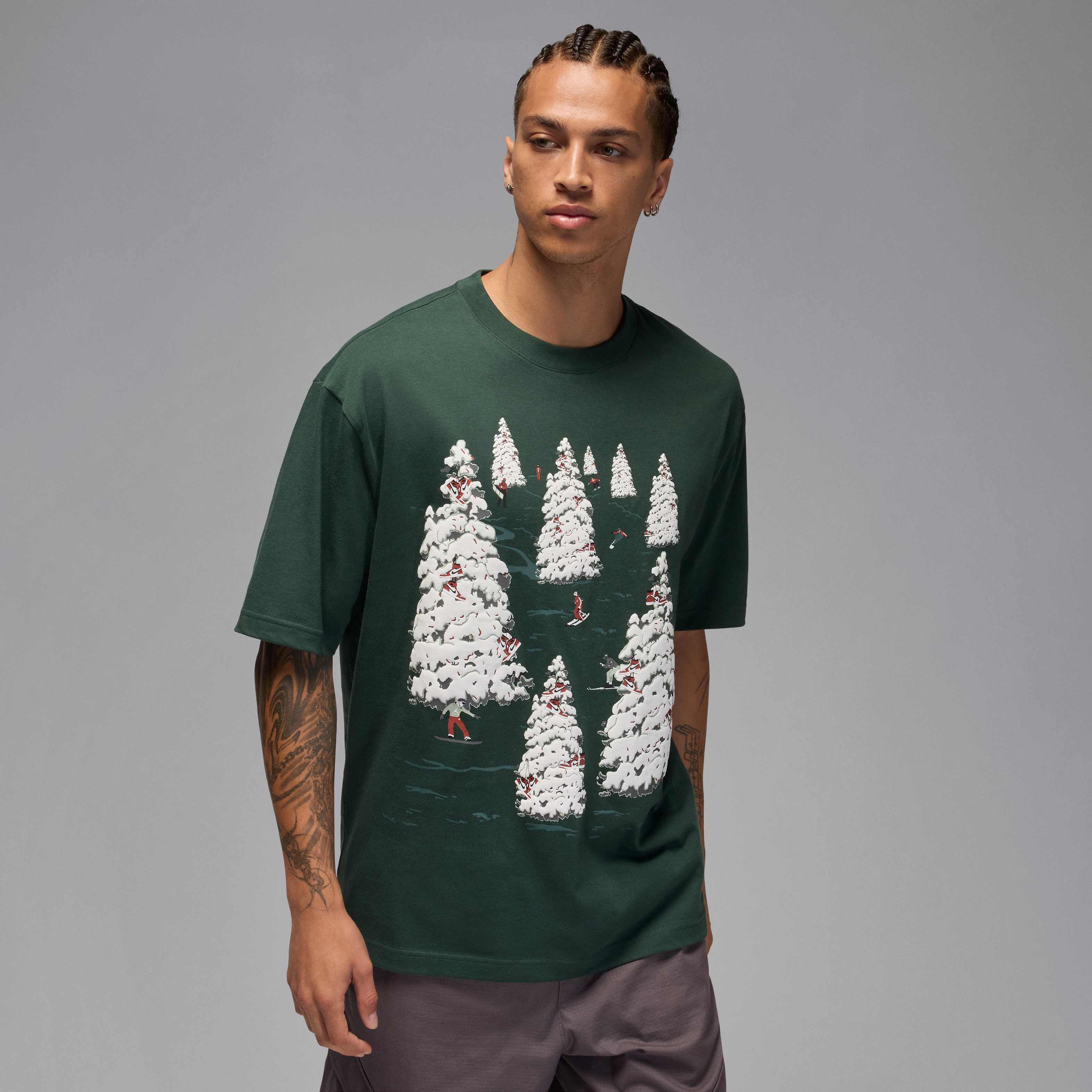 Buy Jordan Brooklyn Men's T-Shirt - Midnight Green/Black @ Nike Qatar