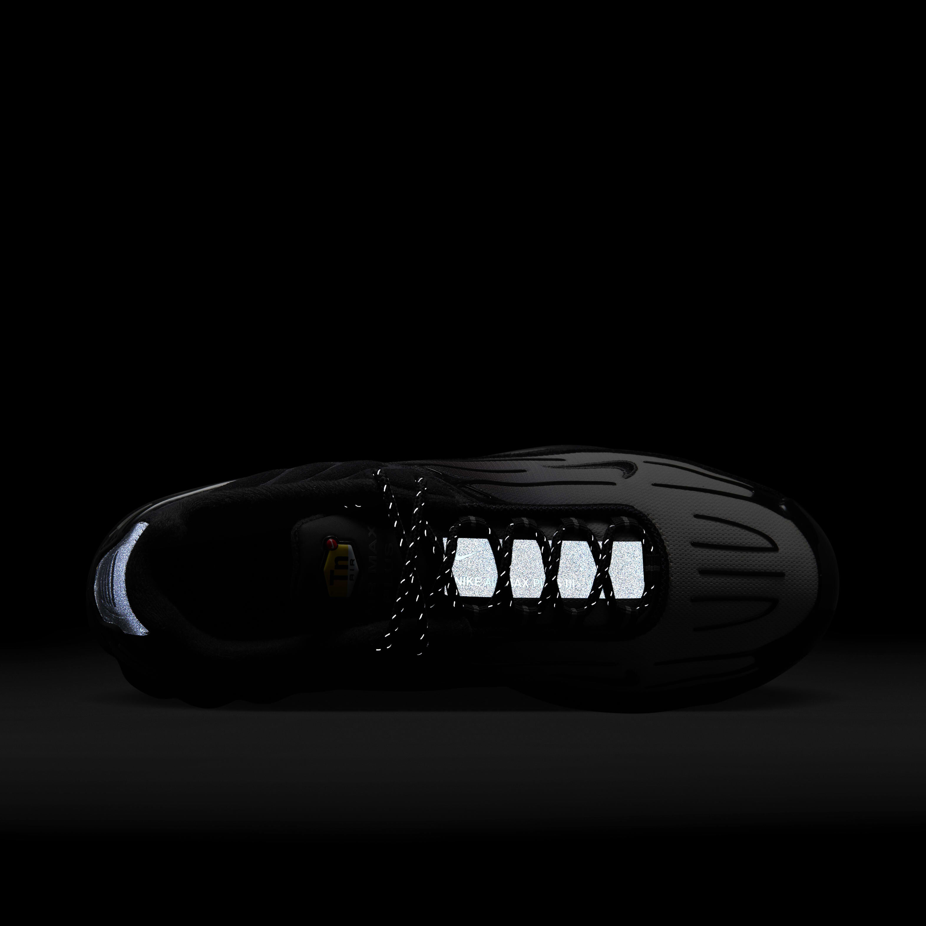 اير ماكس بلاس 3 image number 8