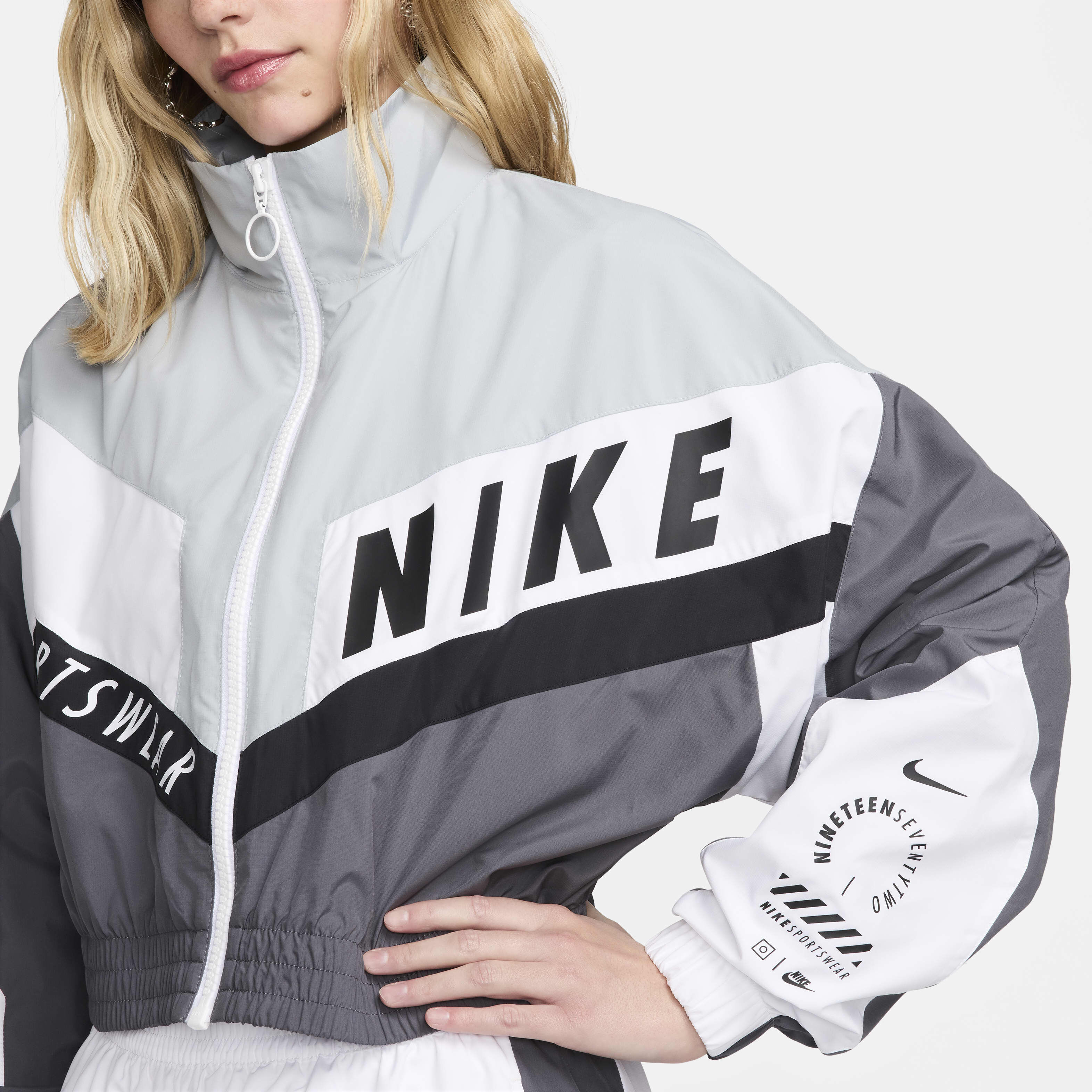 Buy Nike Sportswear Women s Woven Jacket Nike Qatar Official