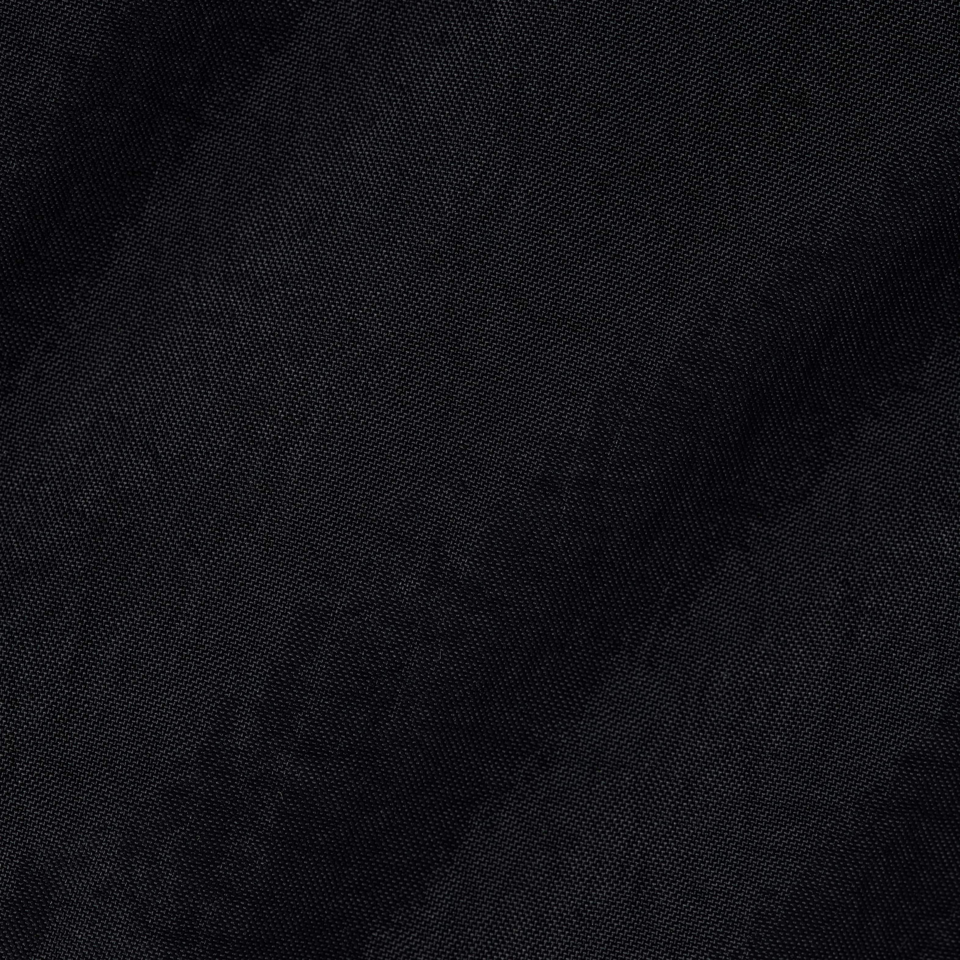 نايكي أورا image number 5