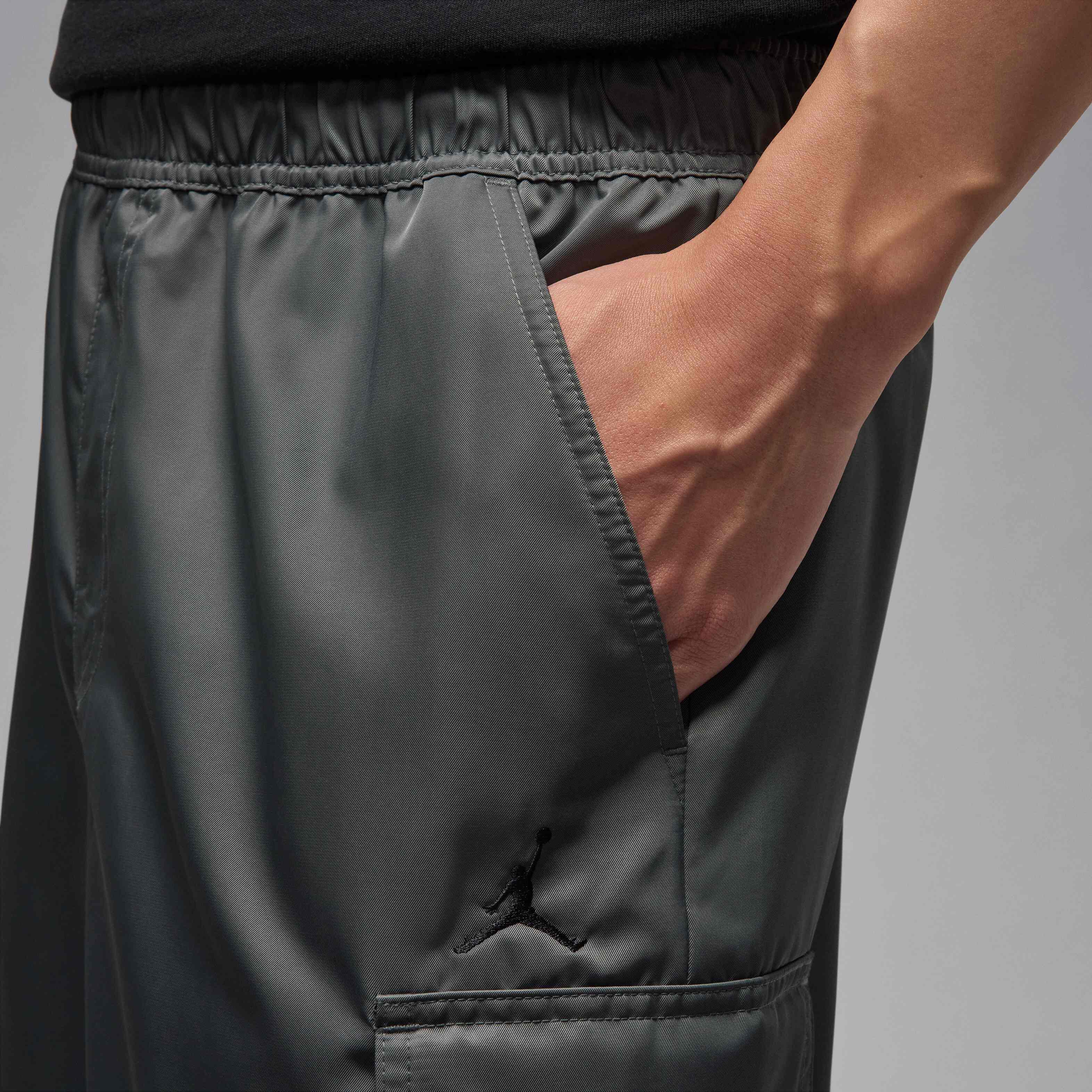 Jordan Brooklyn image number 4