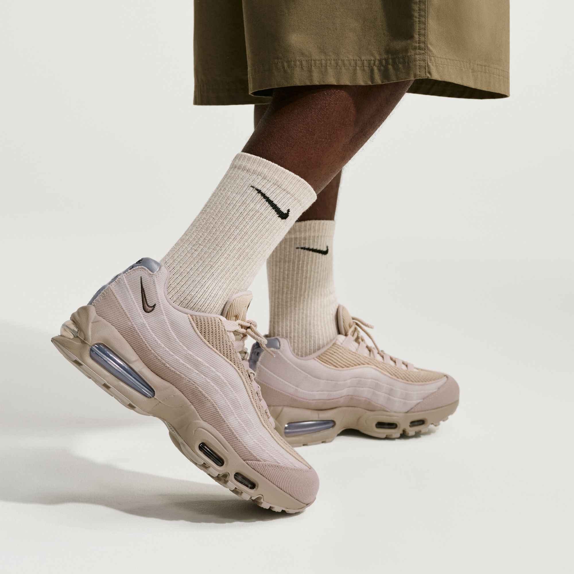 Nike Air Max 95 Older Bubble image number 10