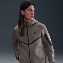 Nike Tech