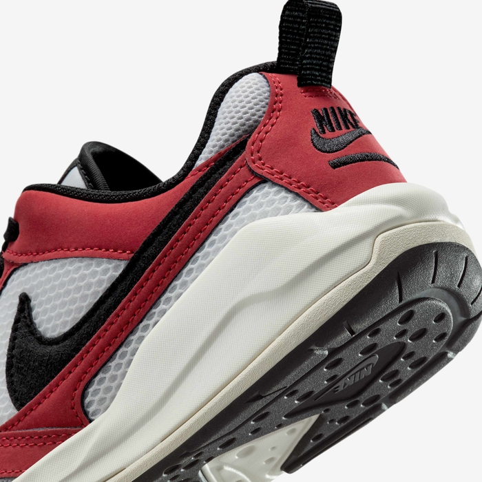 Jordan CMFT Era image number 7 Jordan CMFT Era image number 7