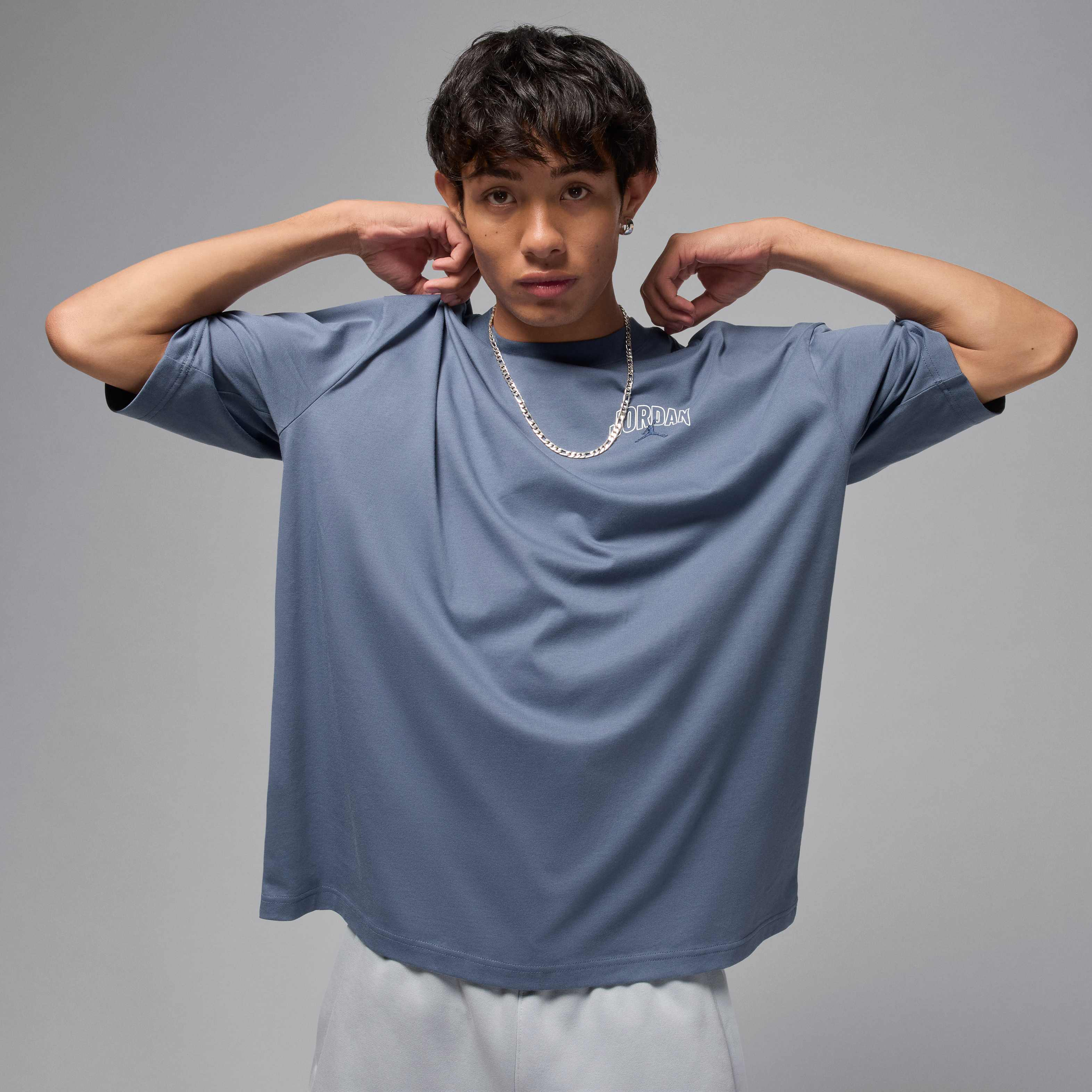 Jordan Brooklyn image number 6