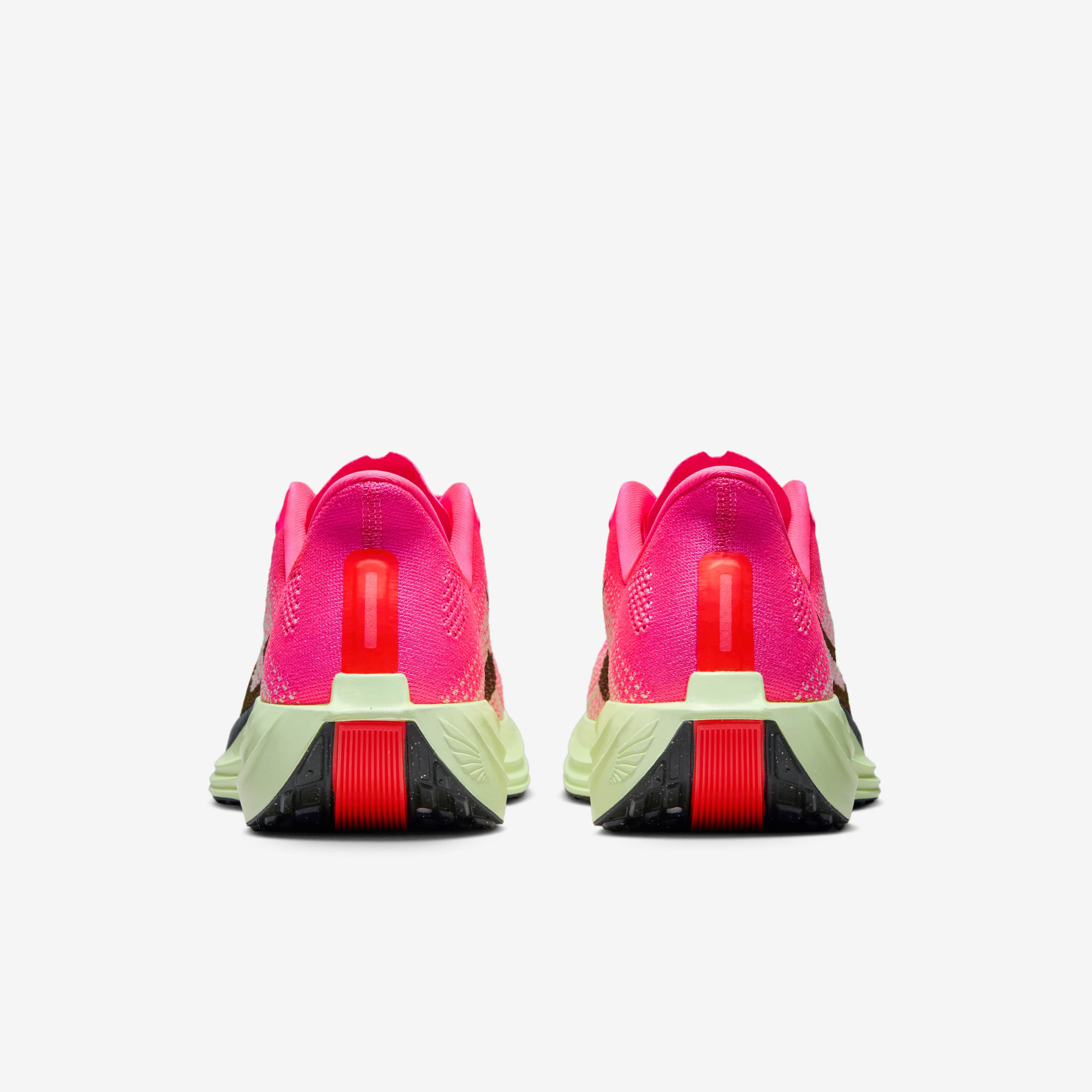 Nike Pegasus Plus image number 5