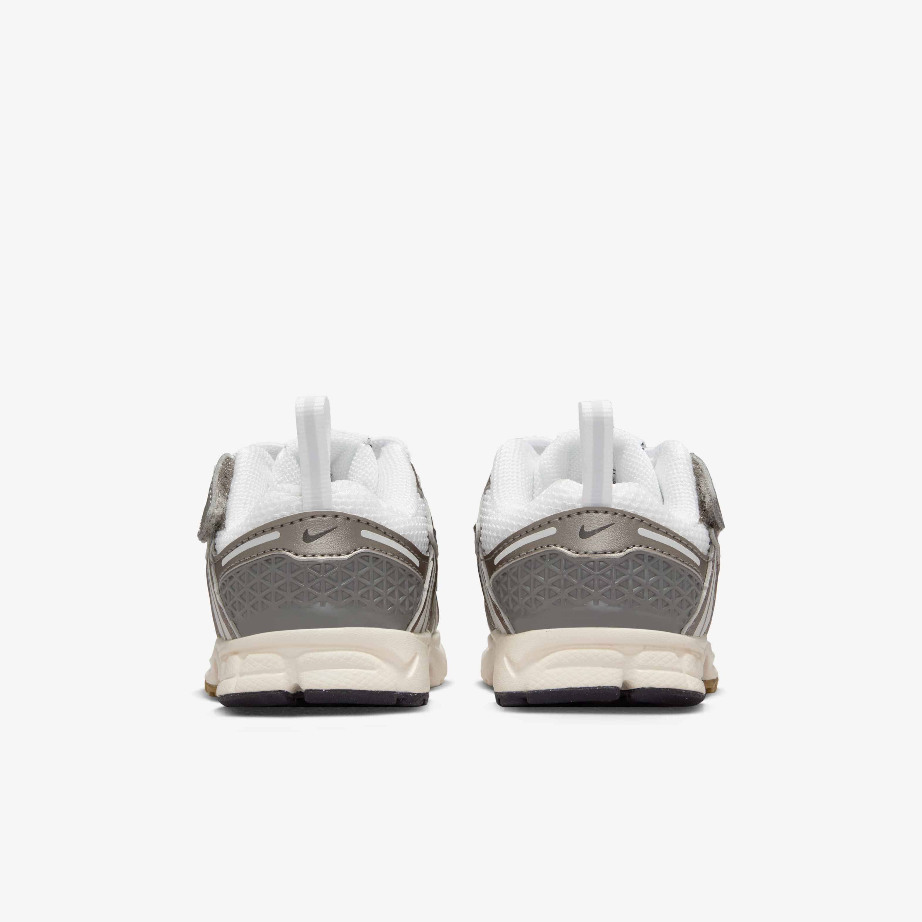 نايكي فوميرو 5 image number 5