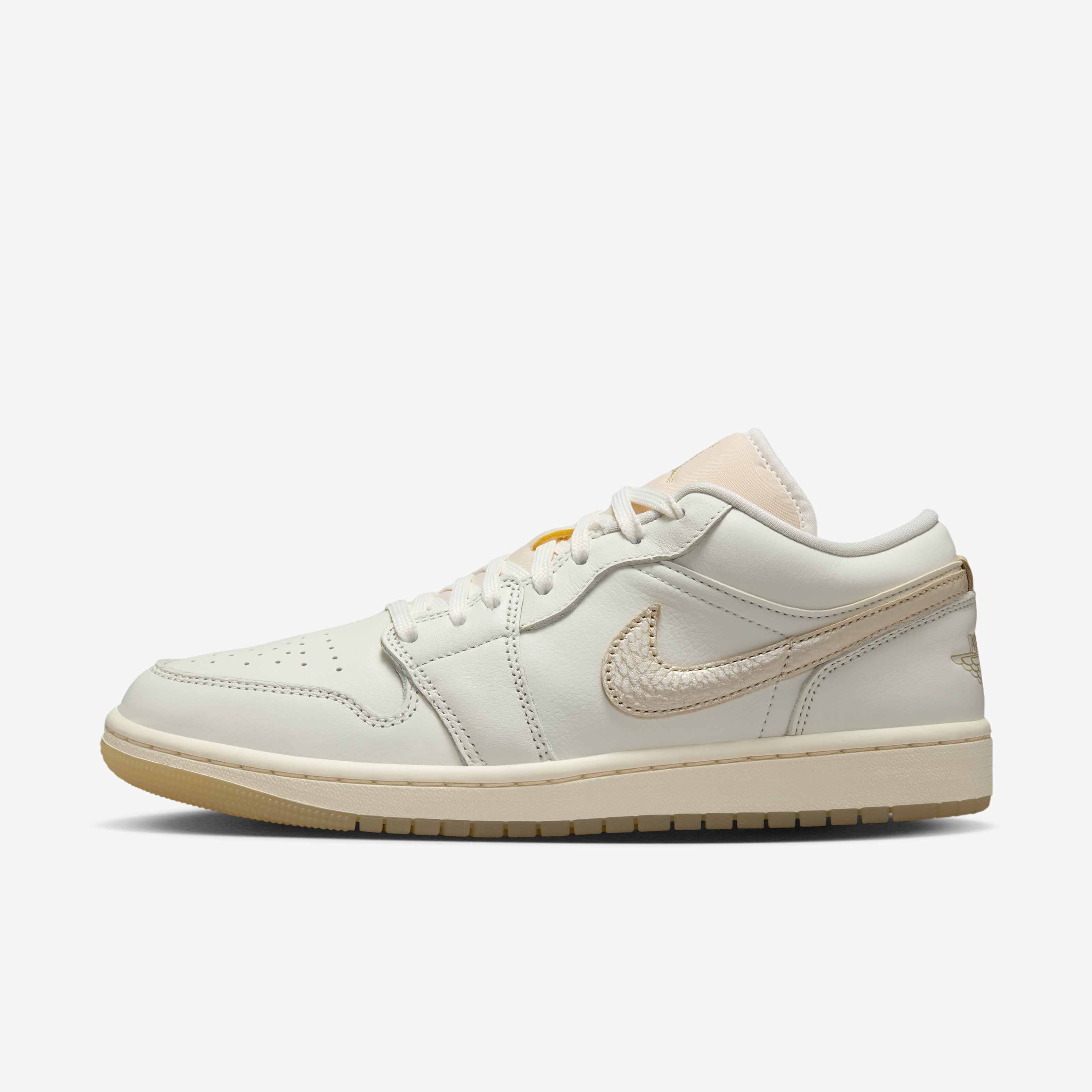 Air Jordan 1 Low SE image number 0