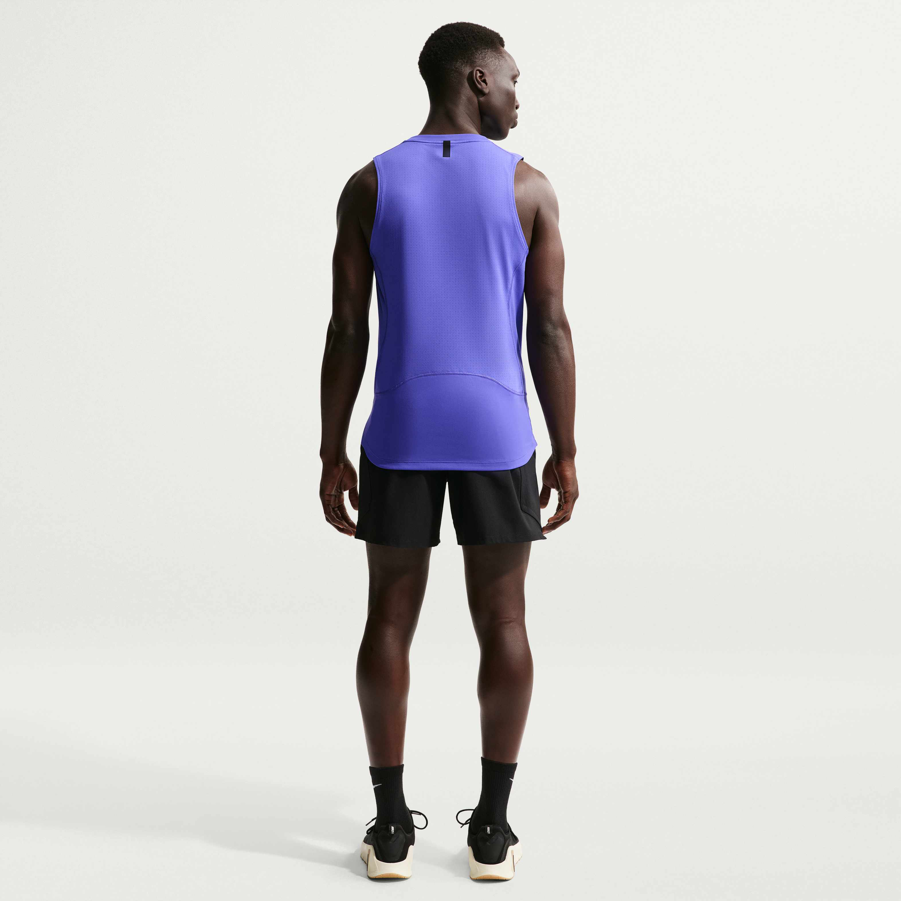 Nike Pro image number 4