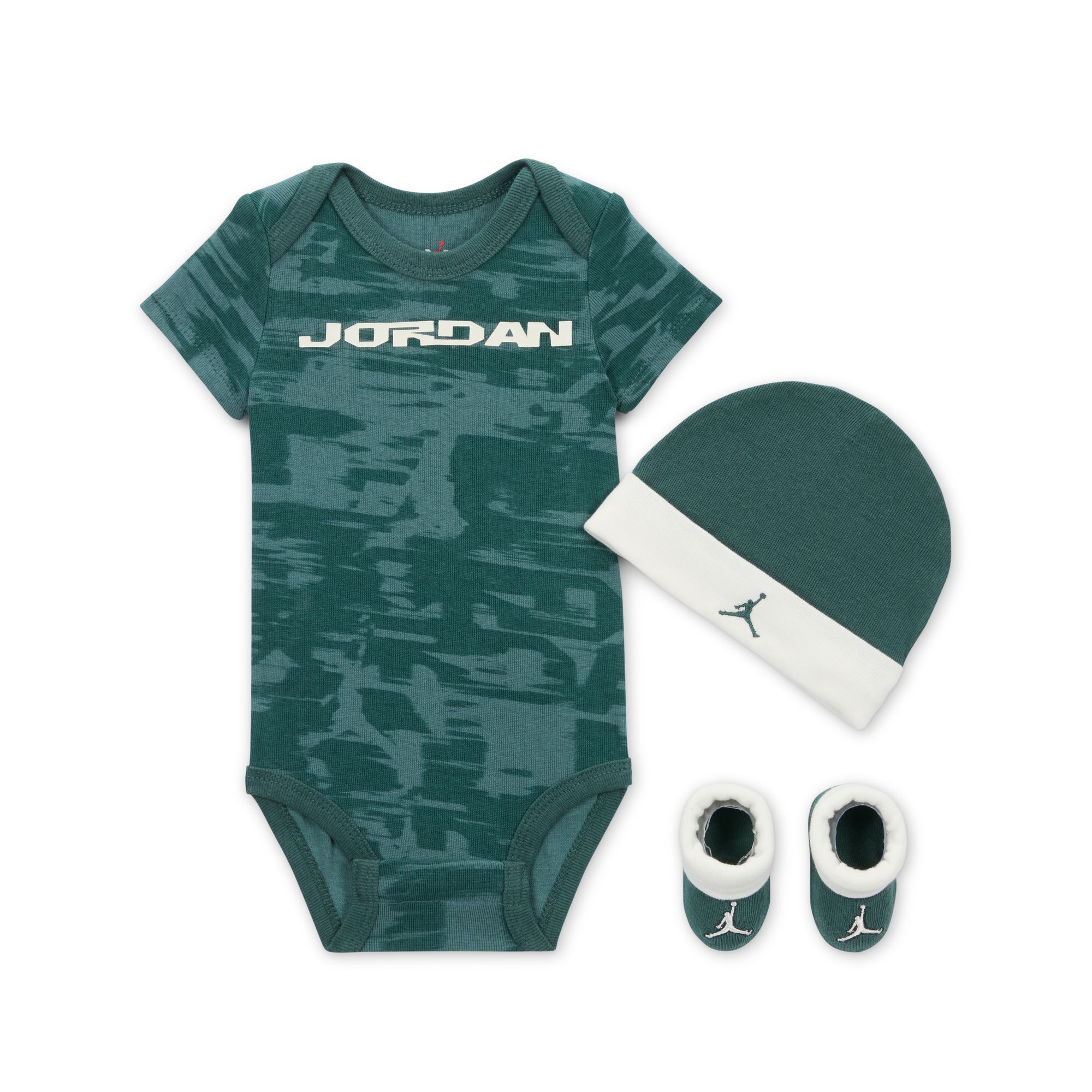 Infant jordan clothes discount