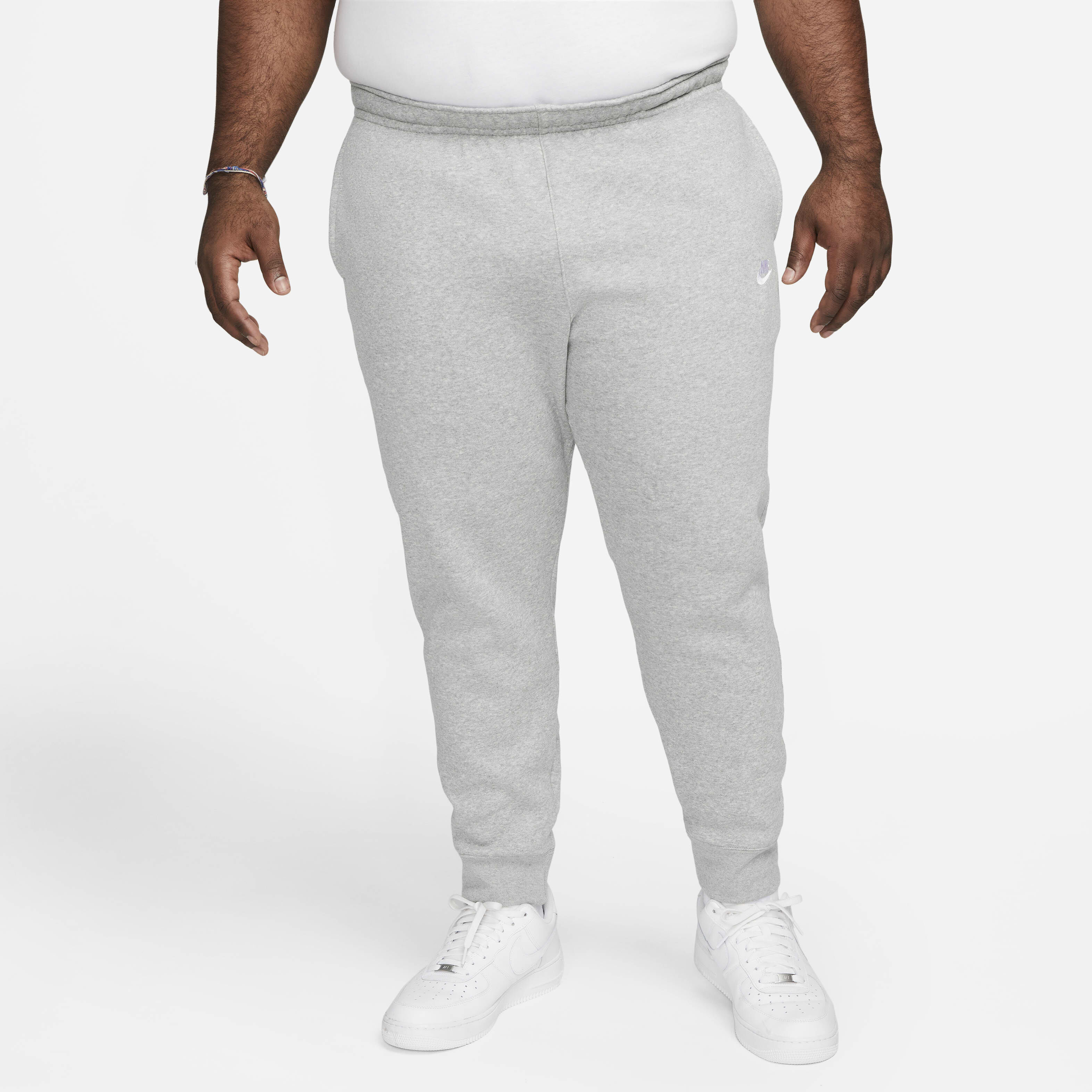 Men's nike sportswear club fleece joggers best sale
