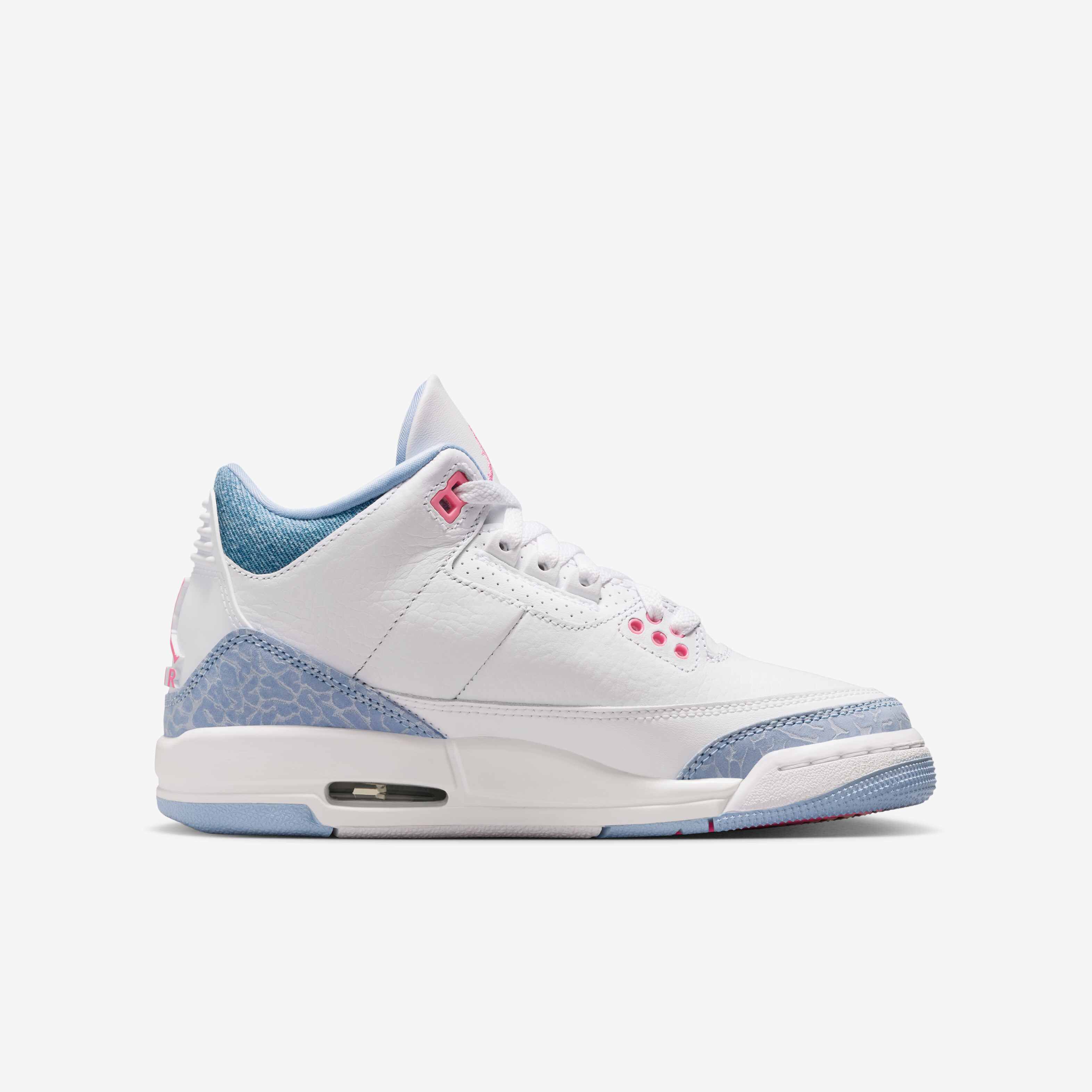 Air Jordan 3 Retro image number 2