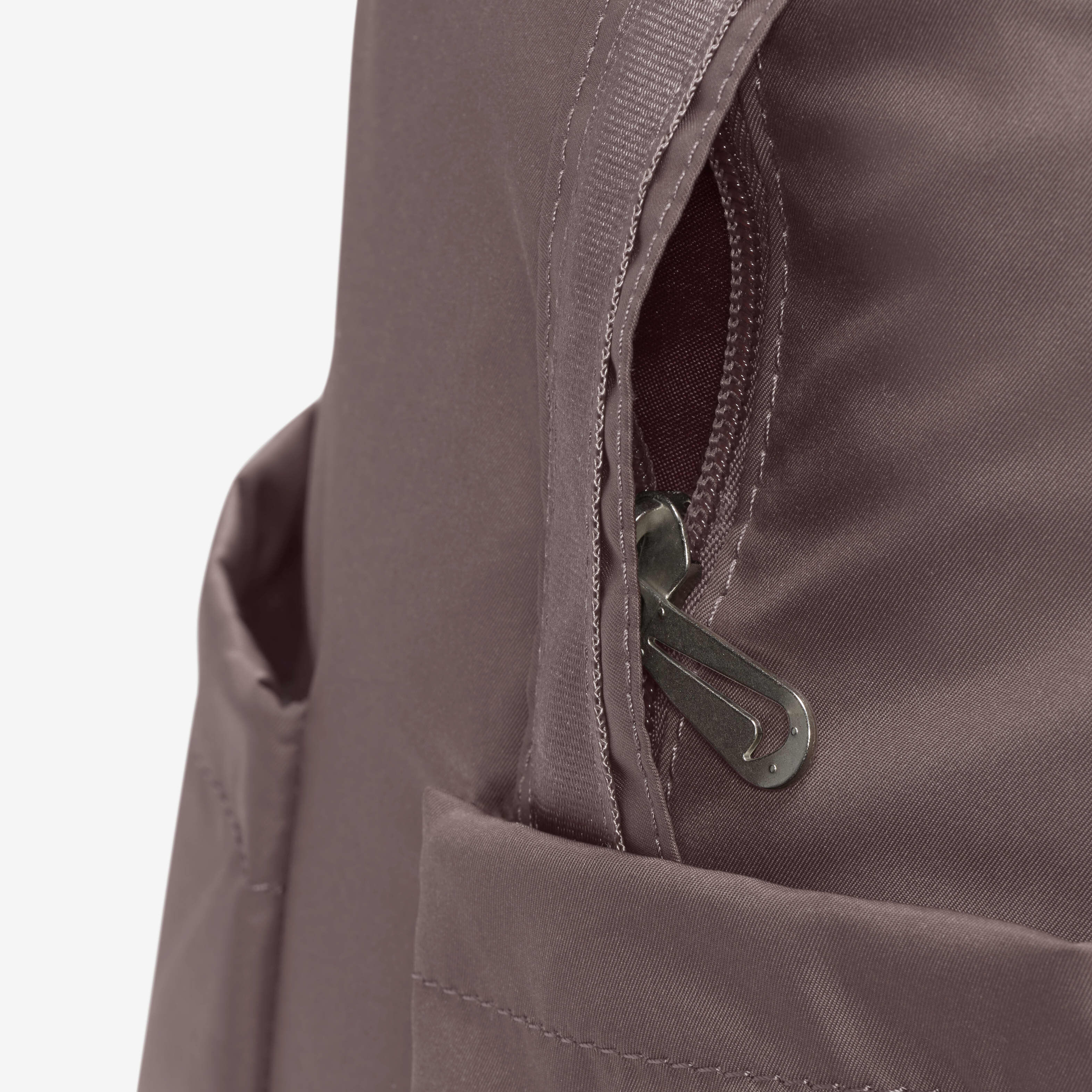 نايكي سبورتسوير فوتورا لوكس image number 7