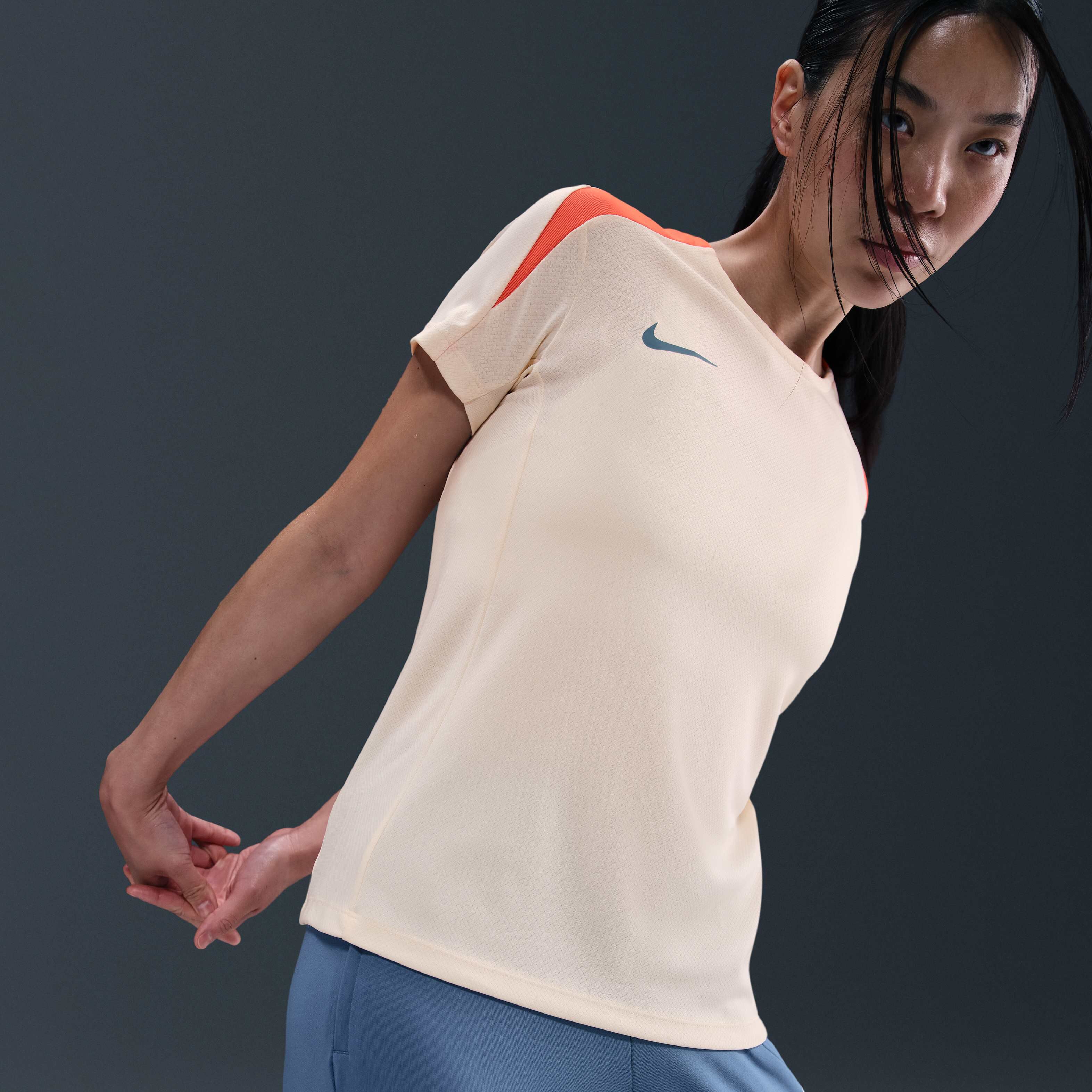 Nike Strike image number 2