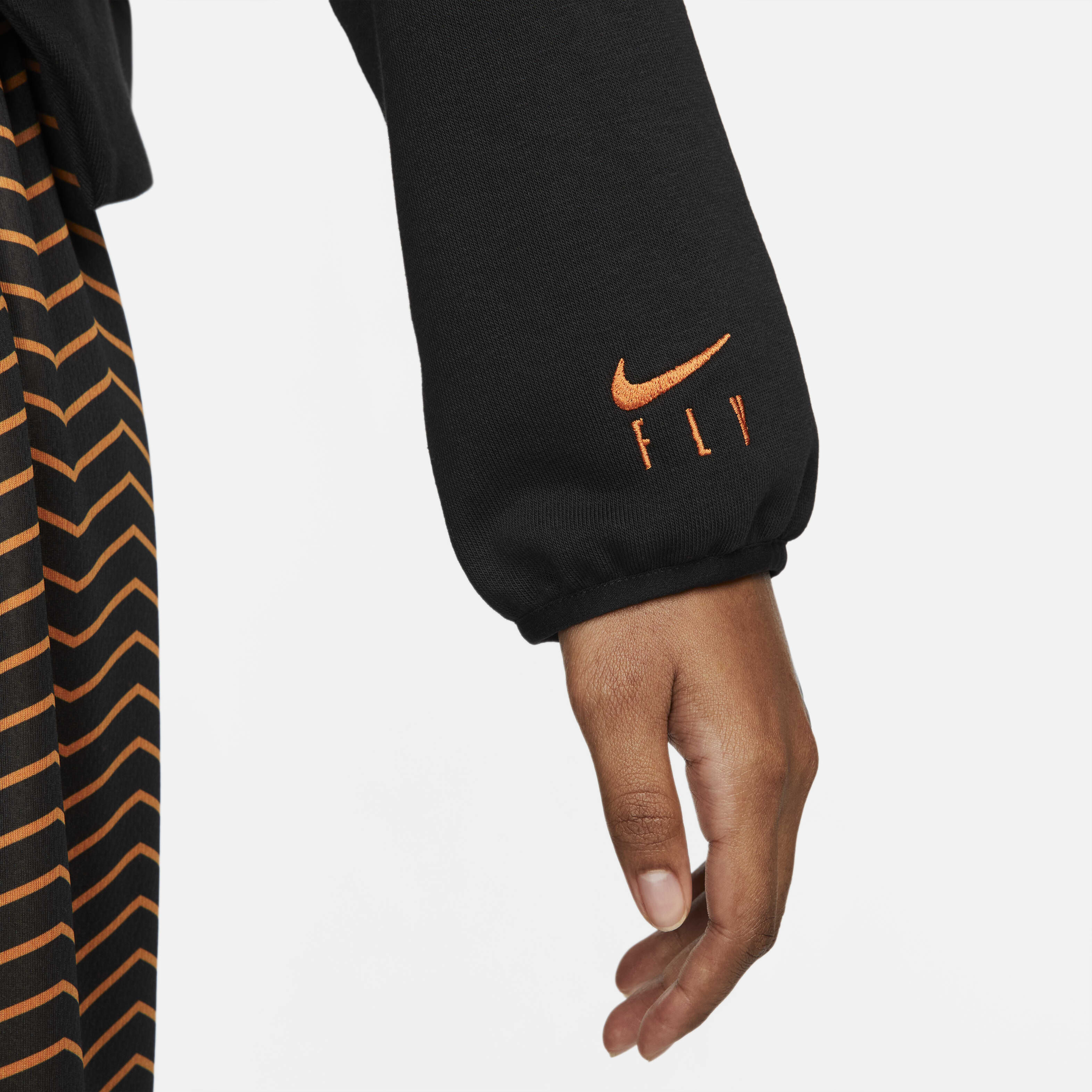 Nike Dri-FIT Swoosh Fly image number 4