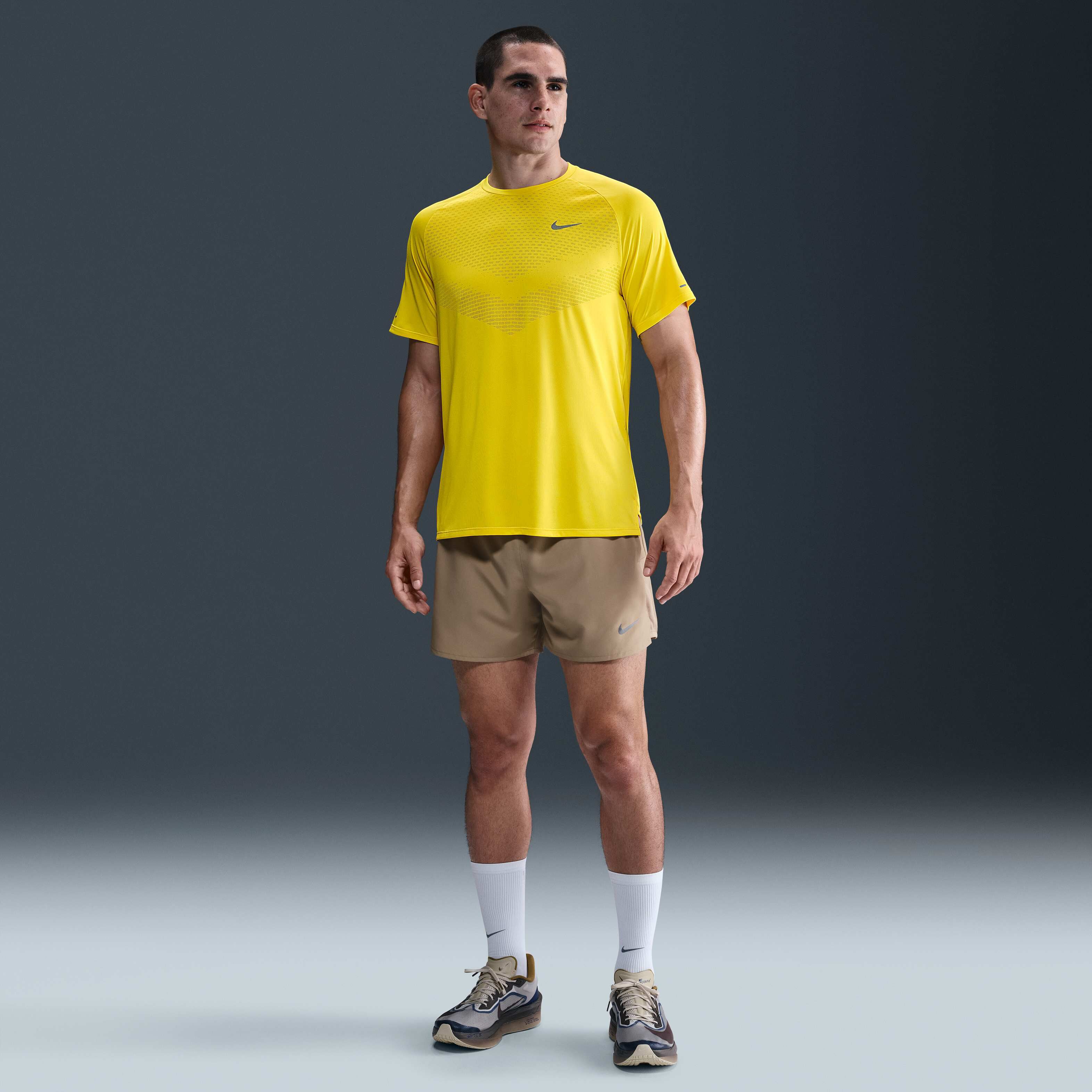 نايكي سترايد image number 3