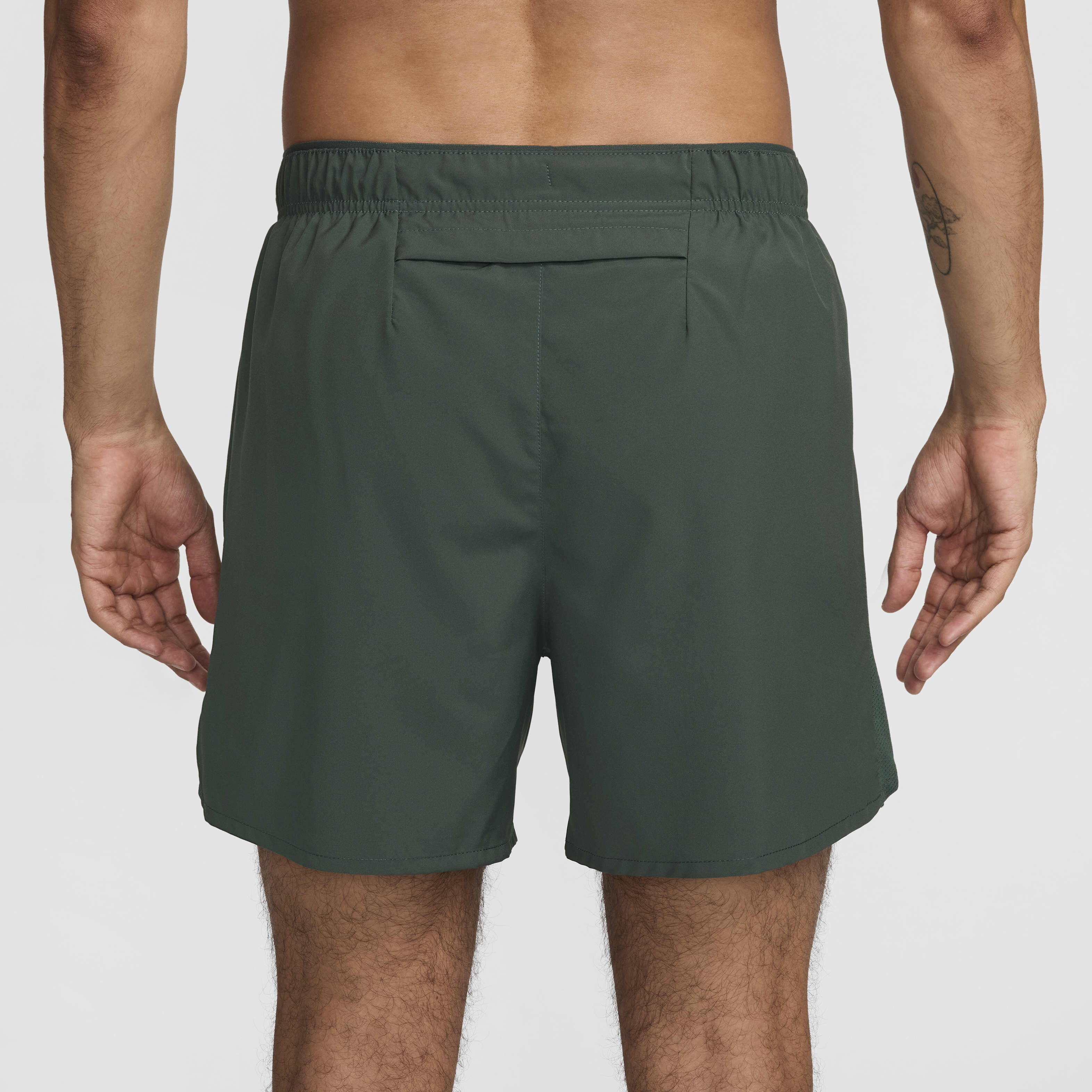 Nike Challenger Swoosh image number 2