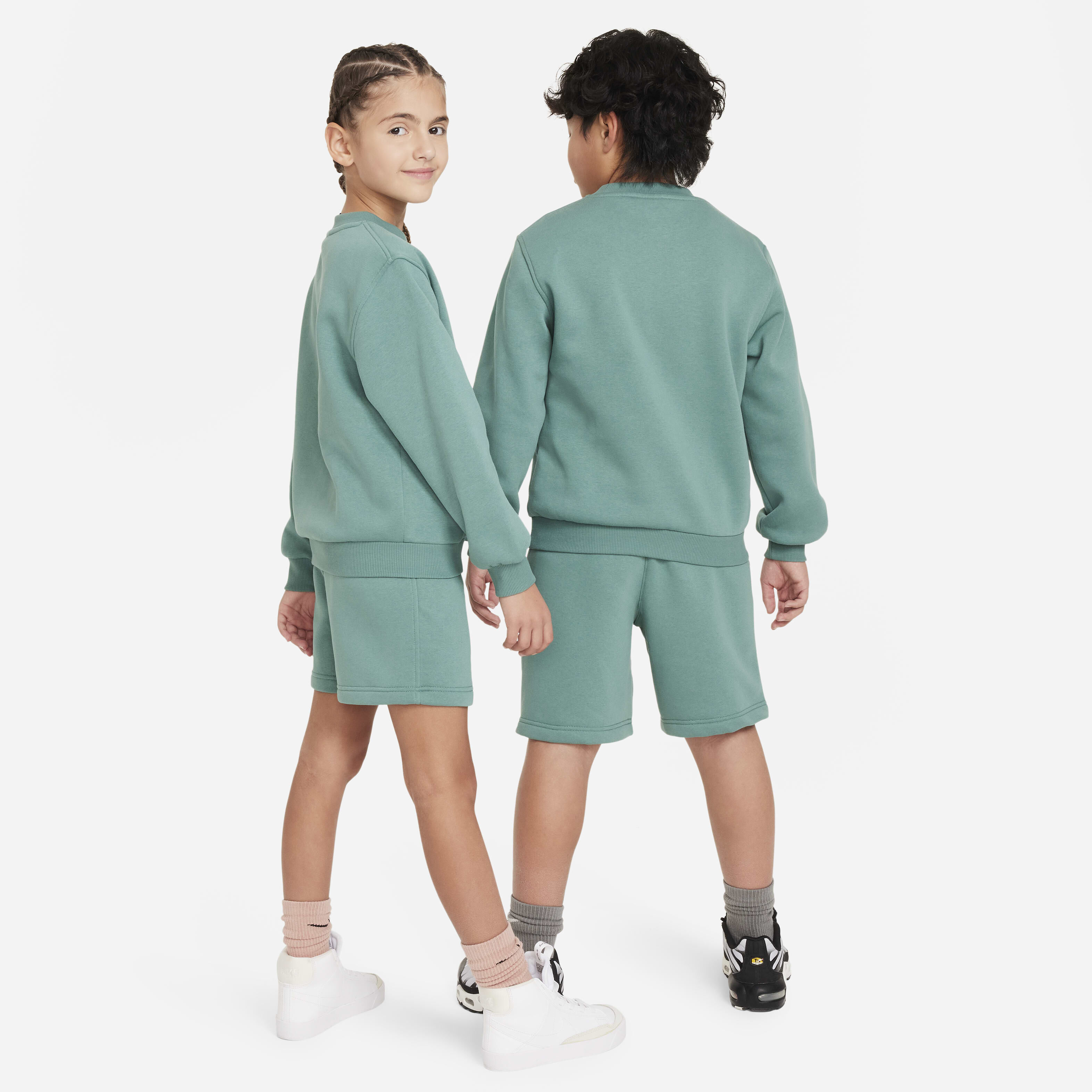 Nike jumper and shorts set hot sale