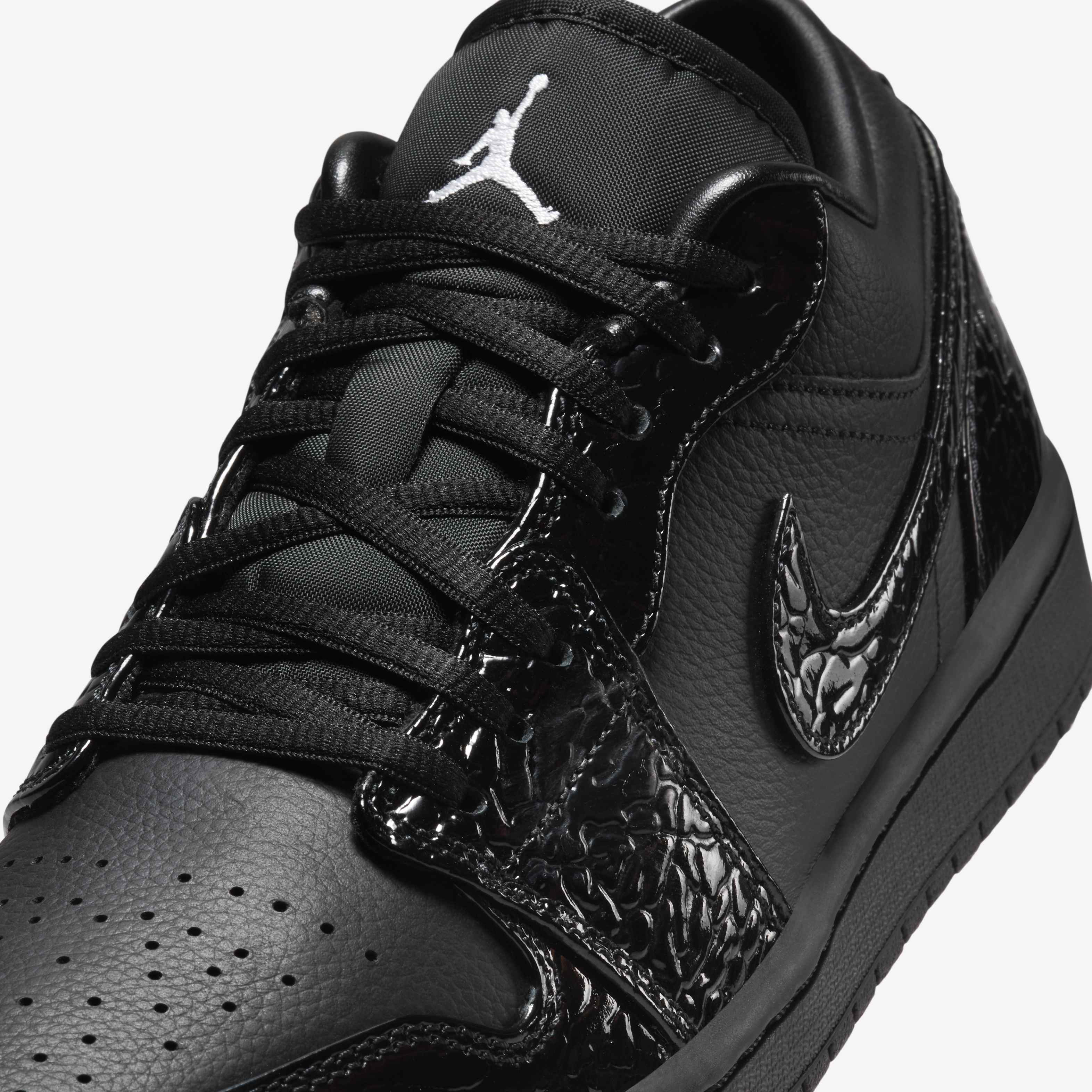 Air Jordan 1 Low SE image number 6