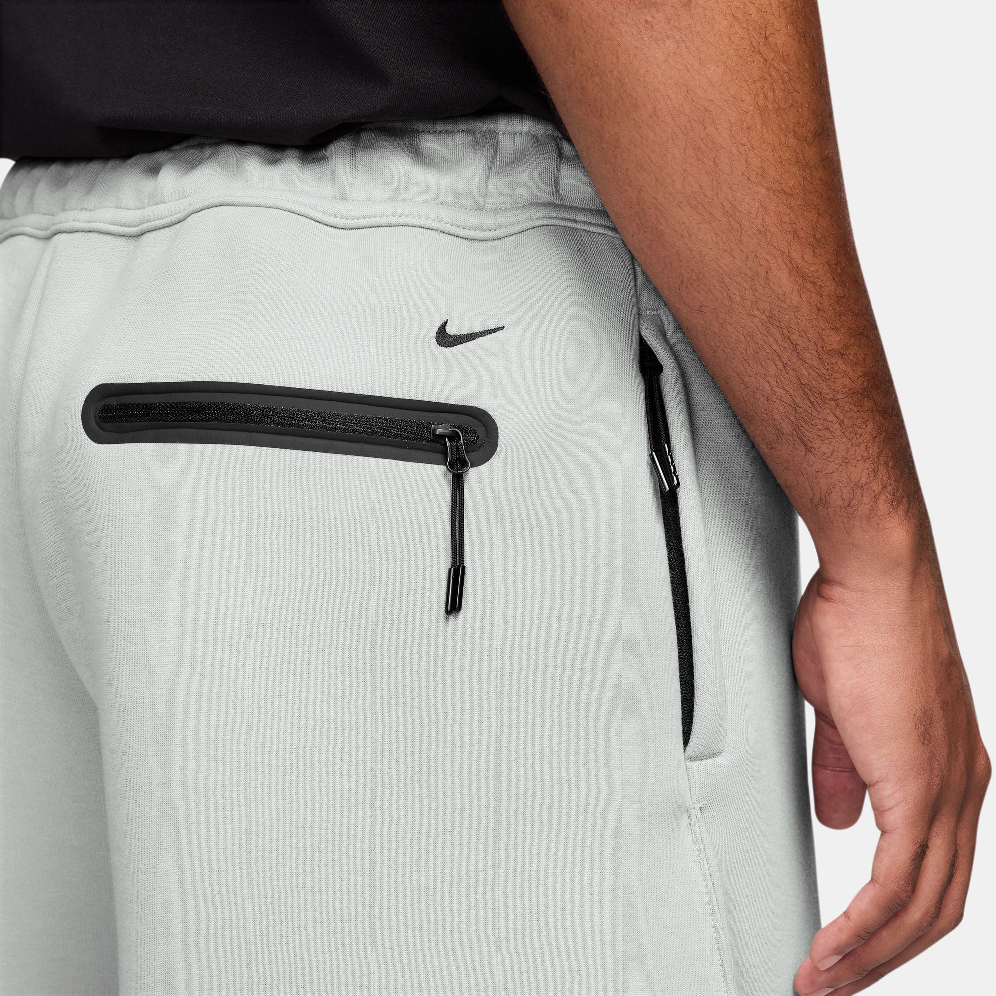 Nike Tech image number 3